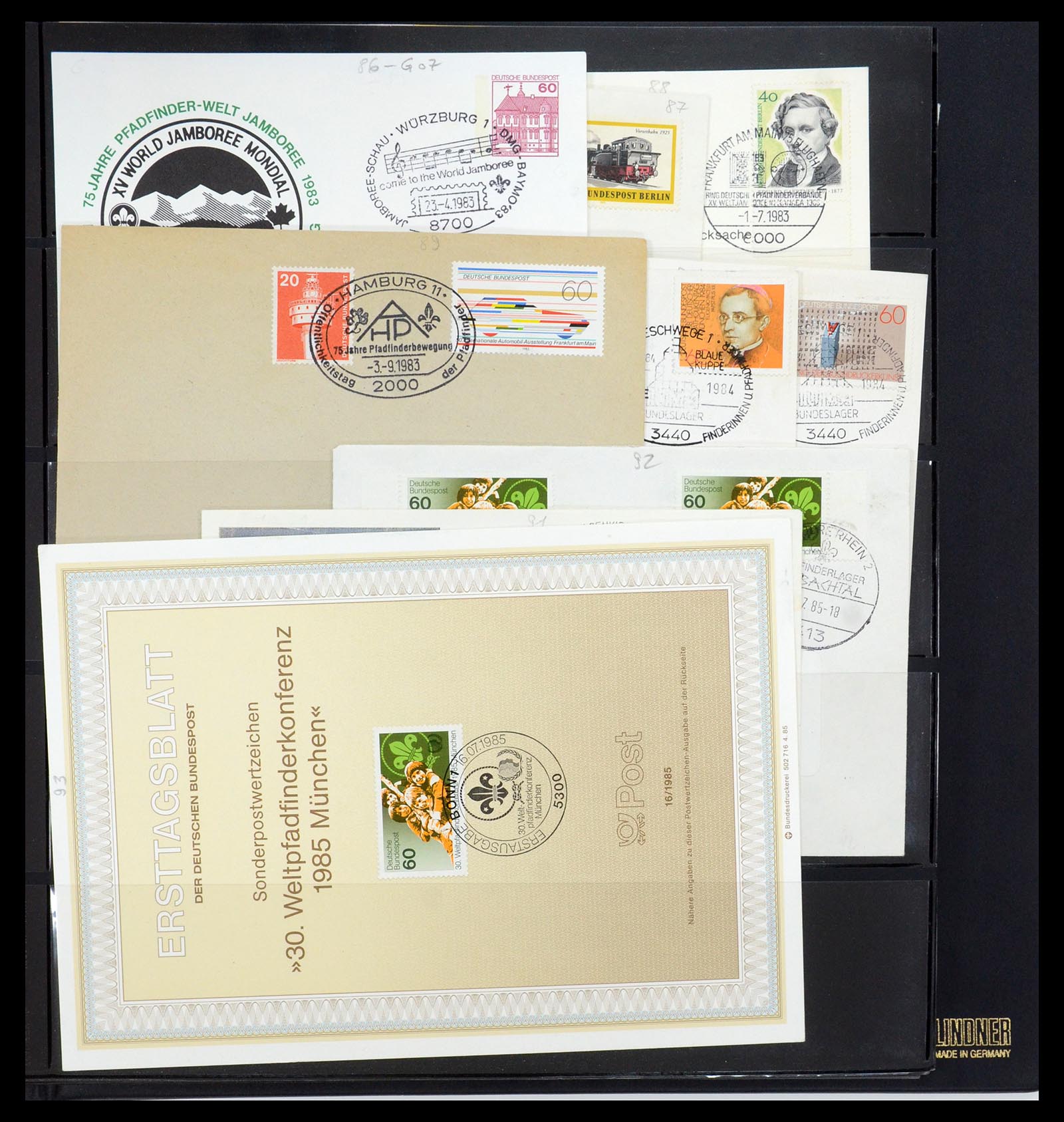 35591 109 - Postzegelverzameling 35591 Scouting 1920-2010.