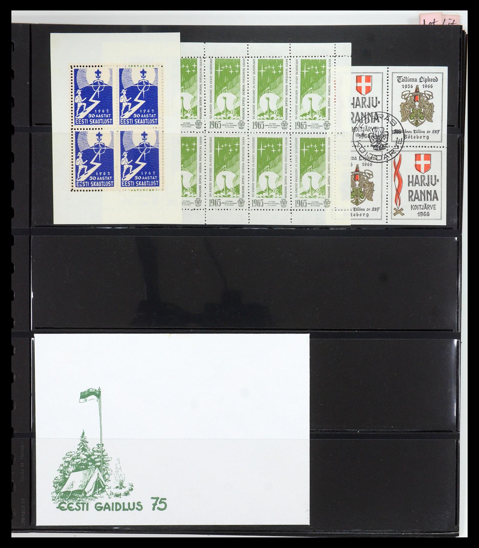 35591 120 - Postzegelverzameling 35591 Scouting 1920-2010.
