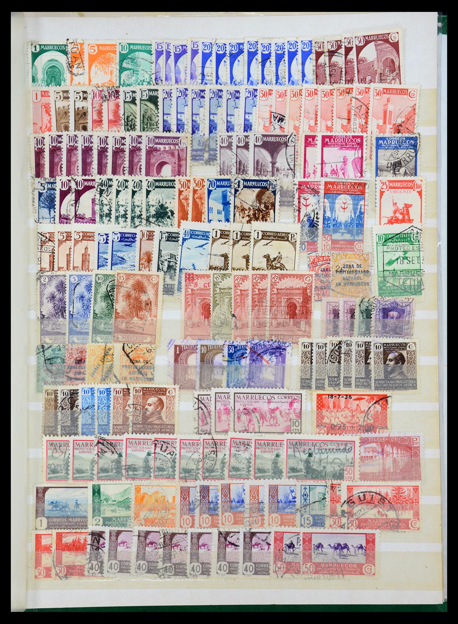 35788 148 - Postzegelverzameling 35788 Portugese koloniën 1886-1971.