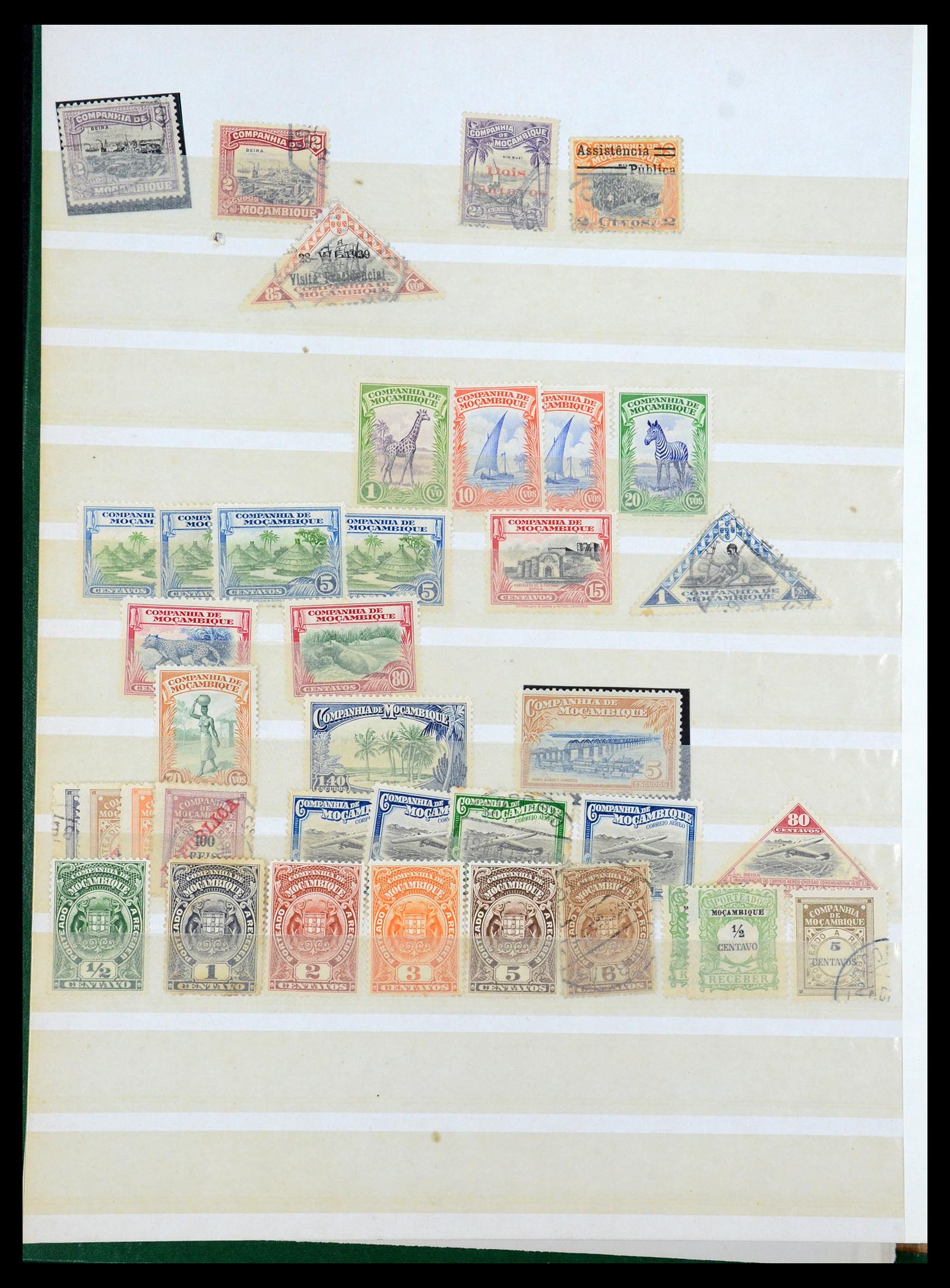 35788 157 - Postzegelverzameling 35788 Portugese koloniën 1886-1971.