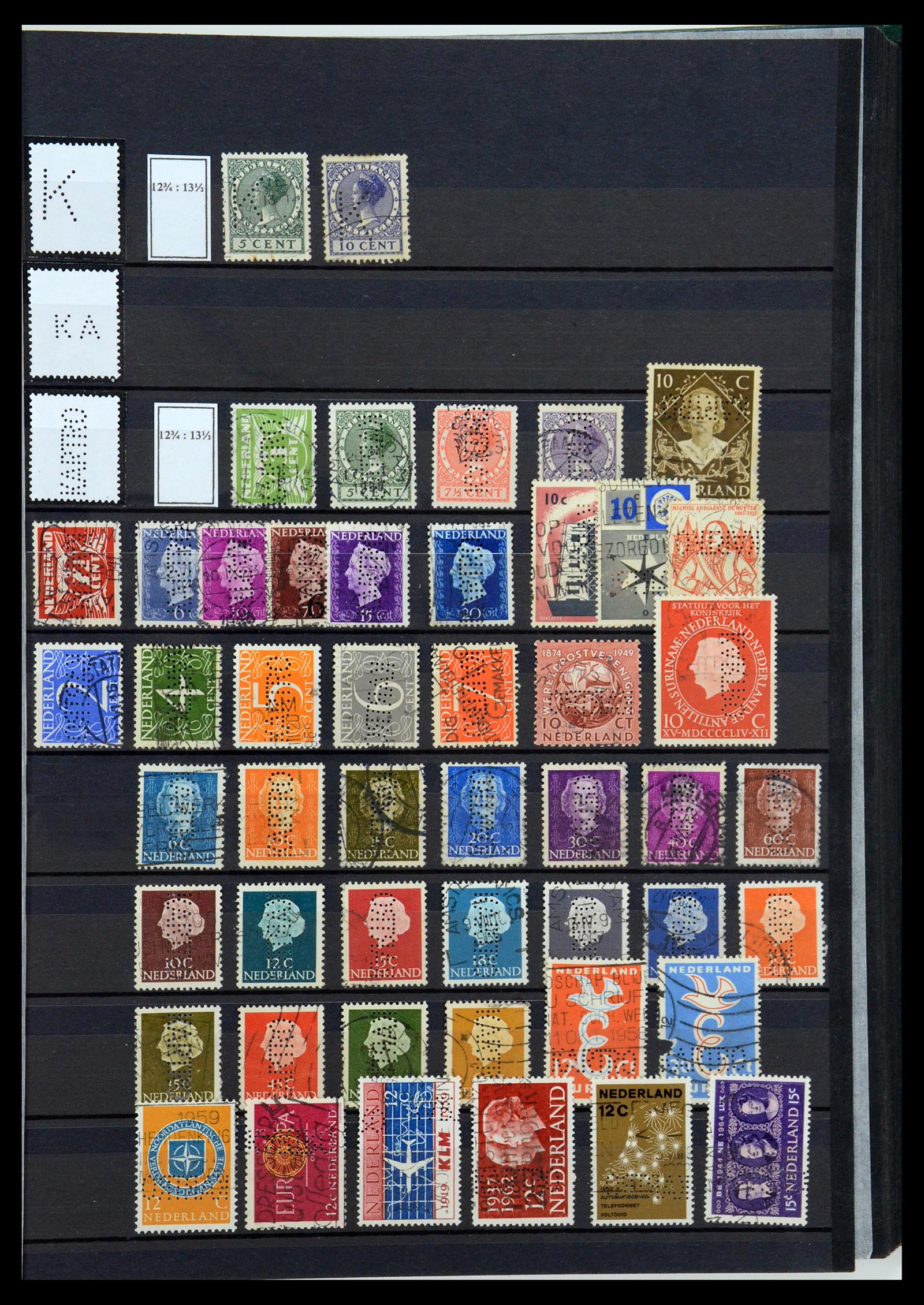 36400 087 - Postzegelverzameling 36400 Nederland perfins 1872-1980.