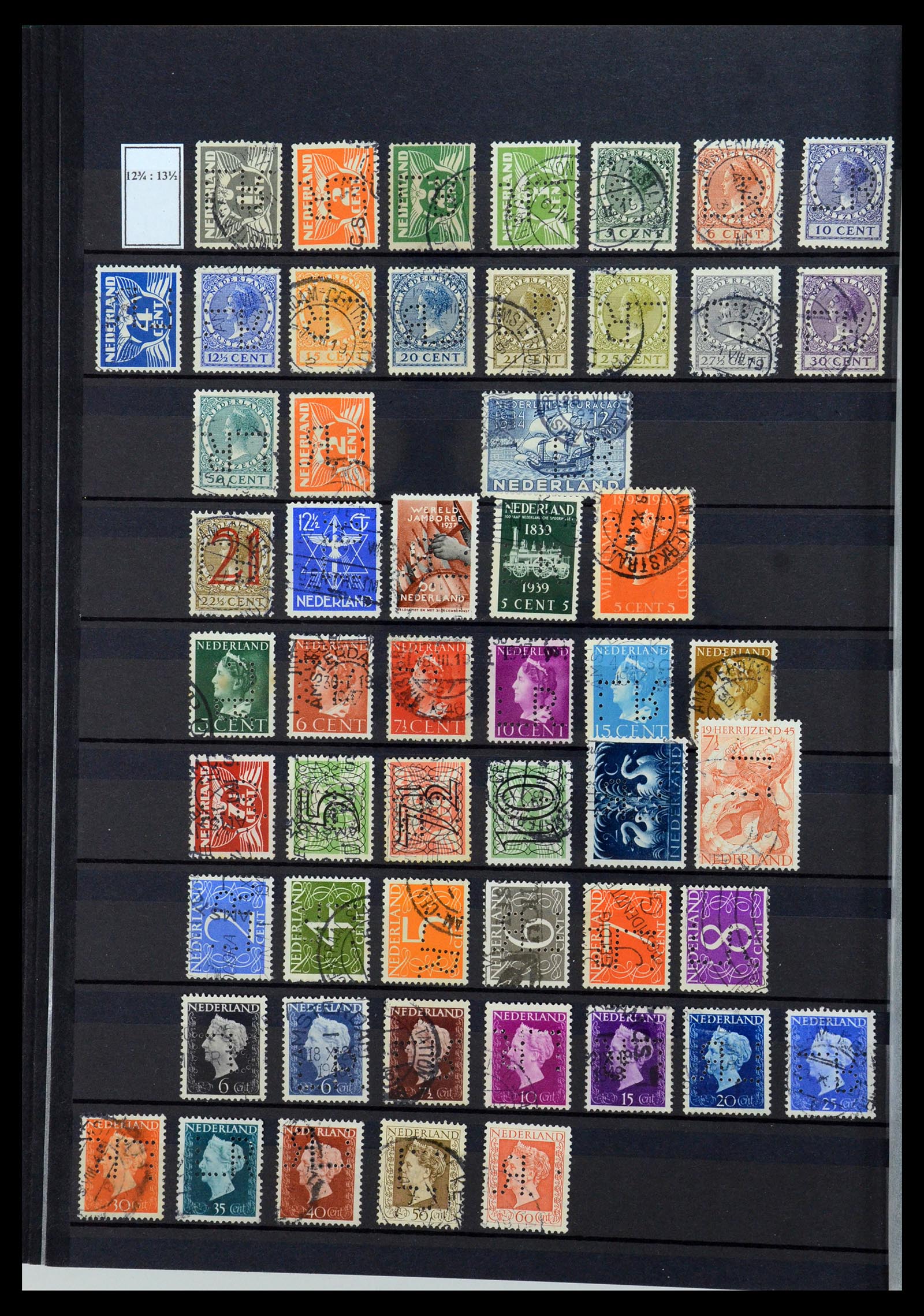 36400 096 - Postzegelverzameling 36400 Nederland perfins 1872-1980.