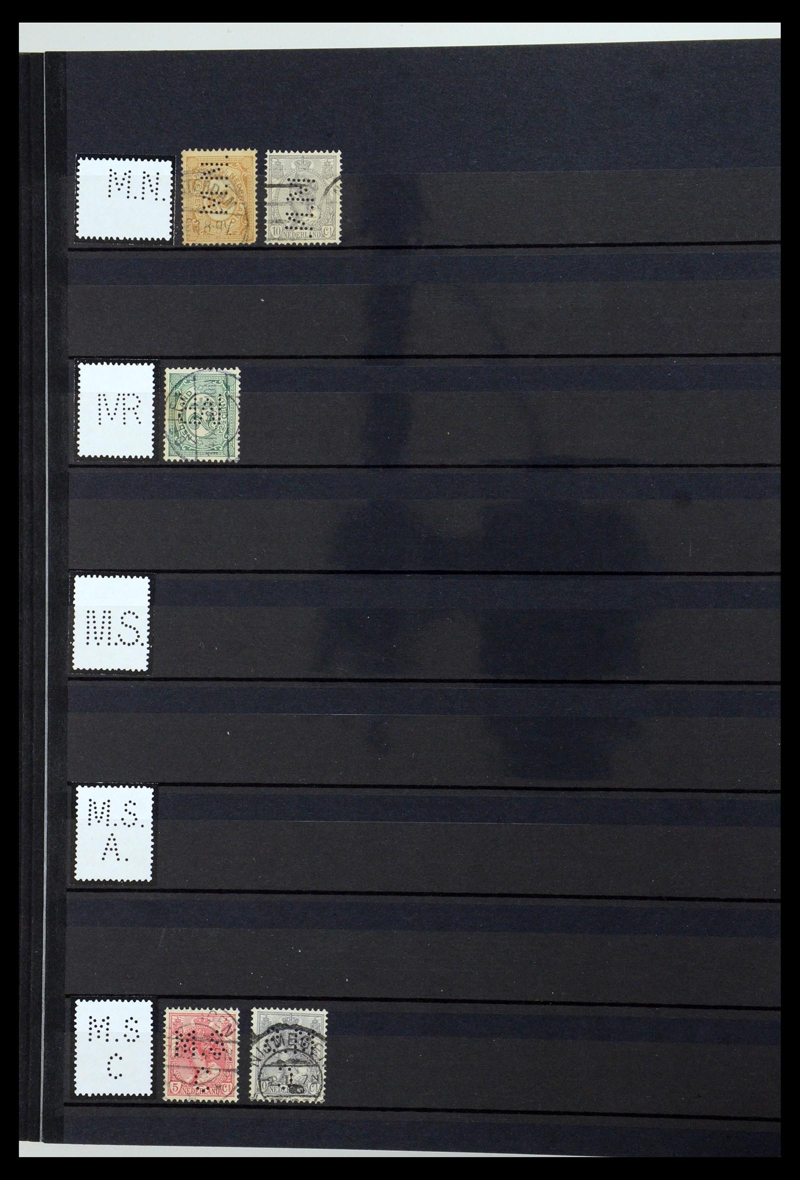 36400 104 - Postzegelverzameling 36400 Nederland perfins 1872-1980.
