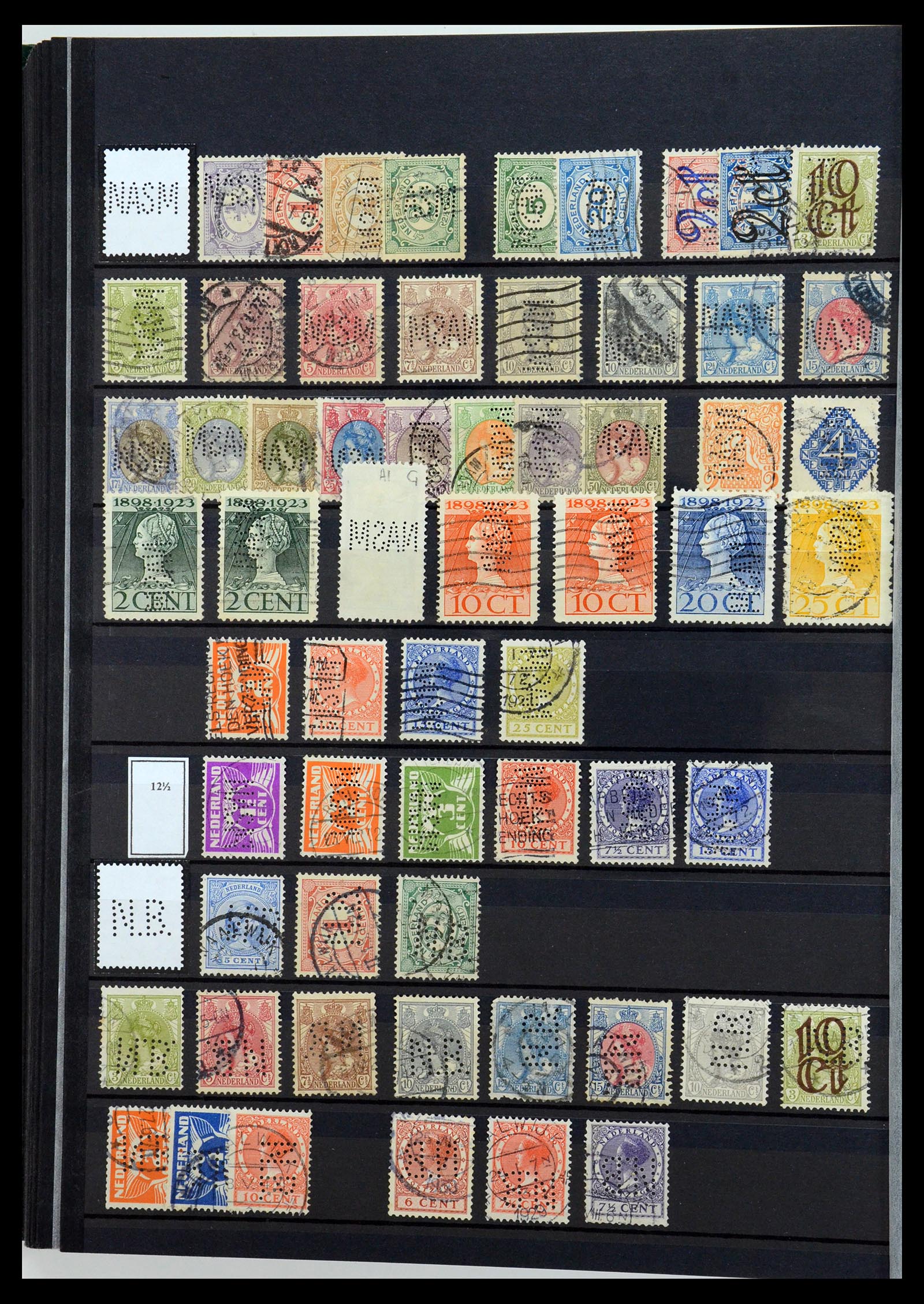 36400 110 - Postzegelverzameling 36400 Nederland perfins 1872-1980.