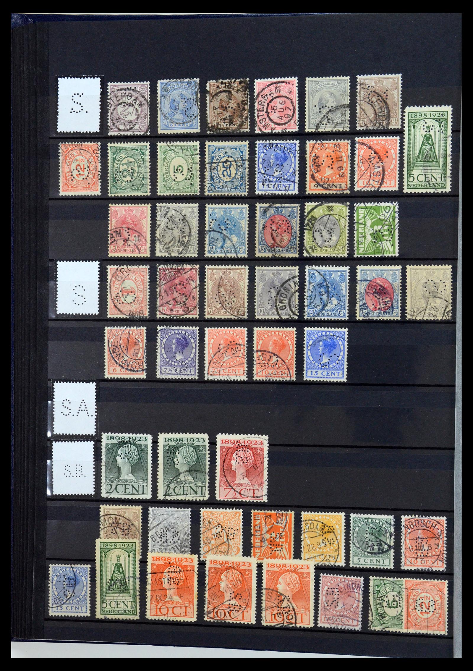 36400 138 - Postzegelverzameling 36400 Nederland perfins 1872-1980.