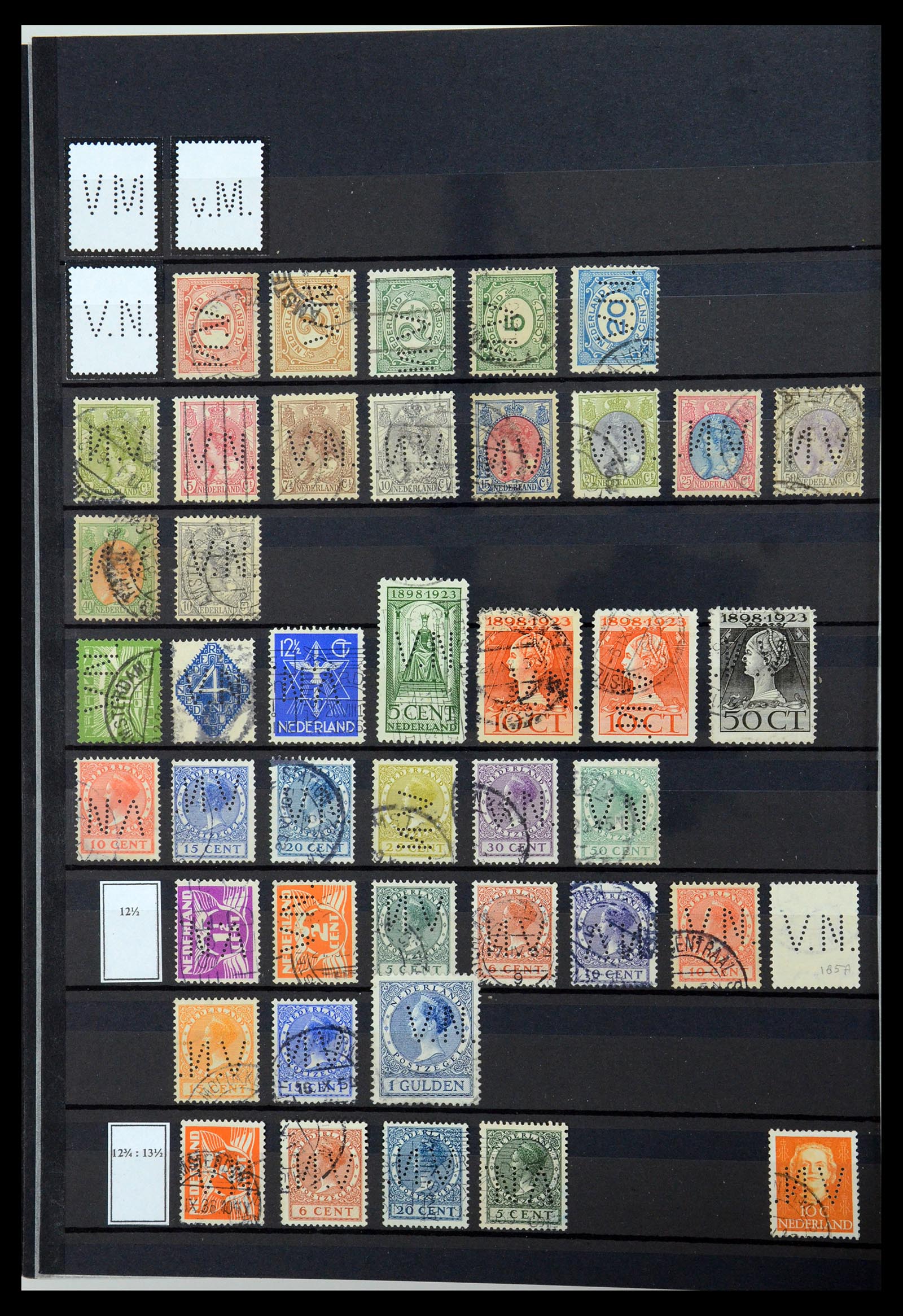 36400 168 - Postzegelverzameling 36400 Nederland perfins 1872-1980.