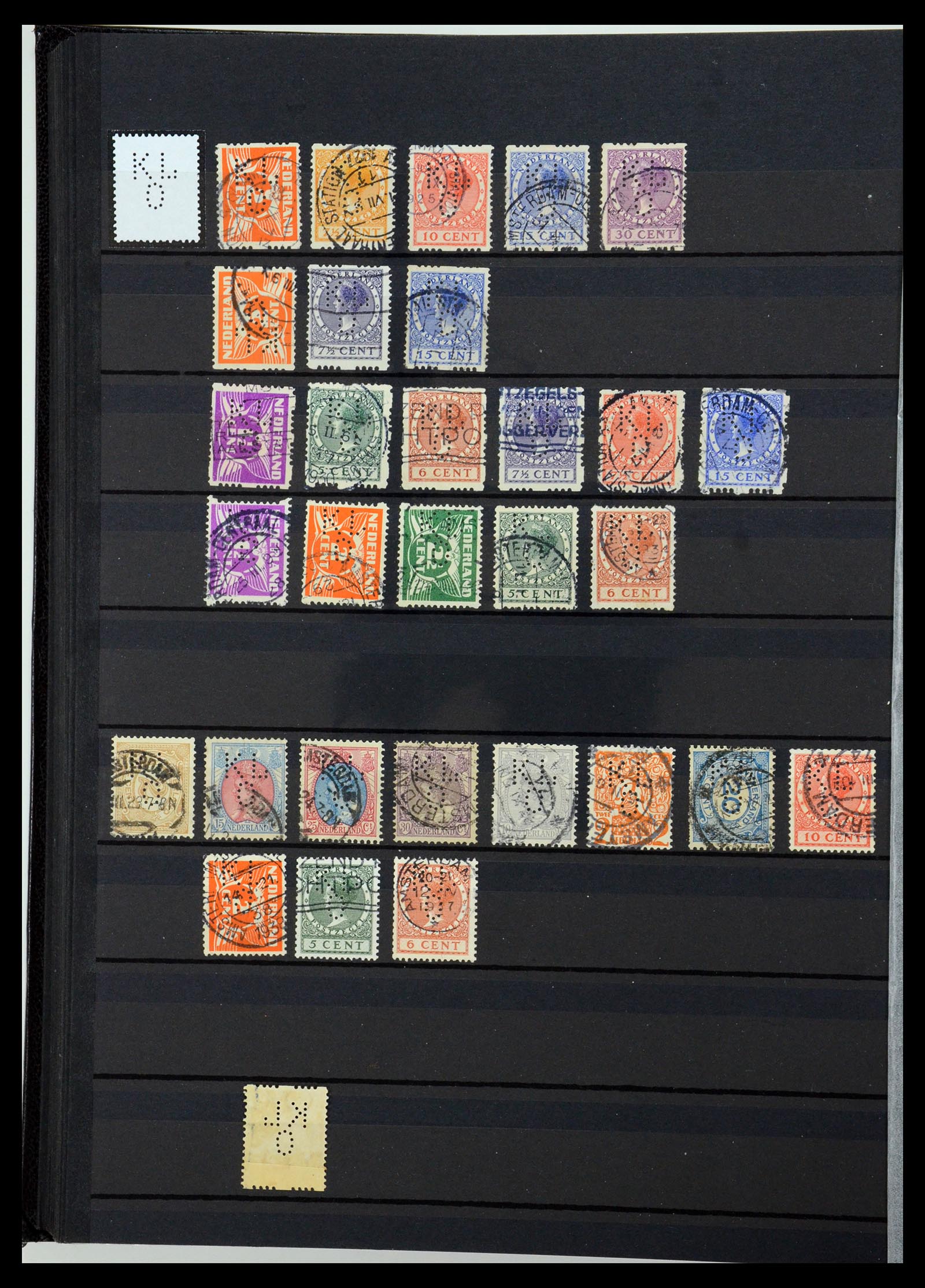 36400 263 - Postzegelverzameling 36400 Nederland perfins 1872-1980.
