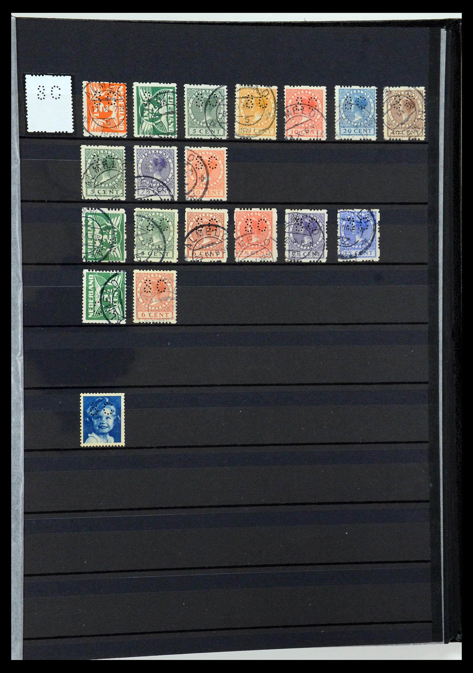 36400 273 - Postzegelverzameling 36400 Nederland perfins 1872-1980.