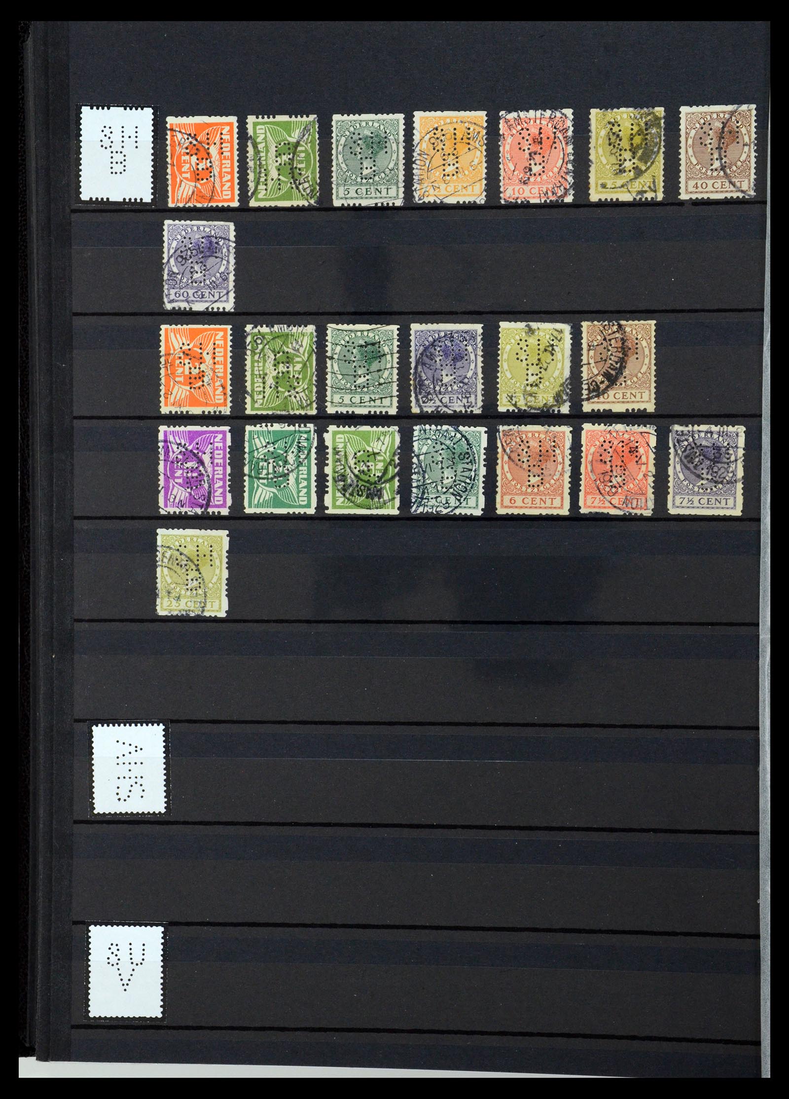 36400 275 - Postzegelverzameling 36400 Nederland perfins 1872-1980.