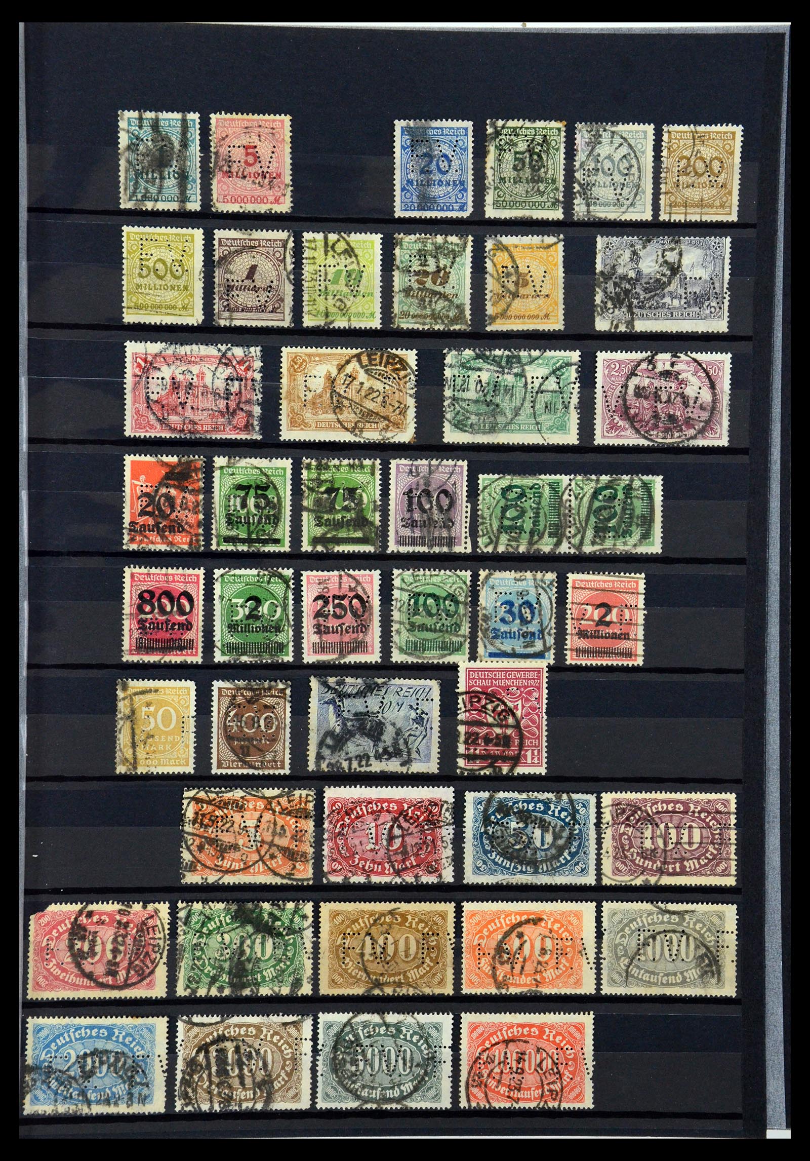 36405 135 - Postzegelverzameling 36405 Duitse Rijk perfins 1880-1945.