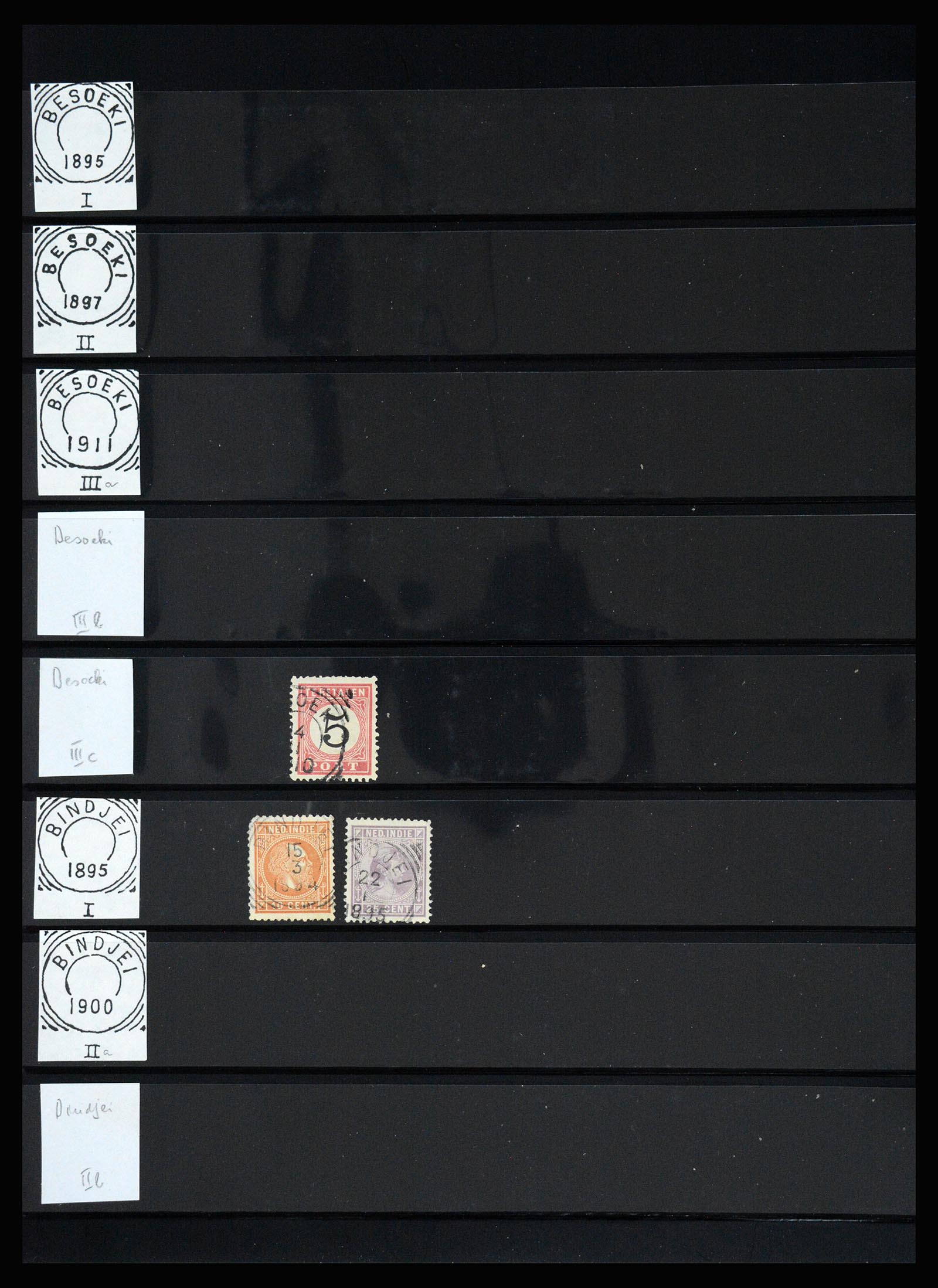 36512 109 - Stamp collection 36512 Nederlands Indië stempels 1872-1930.