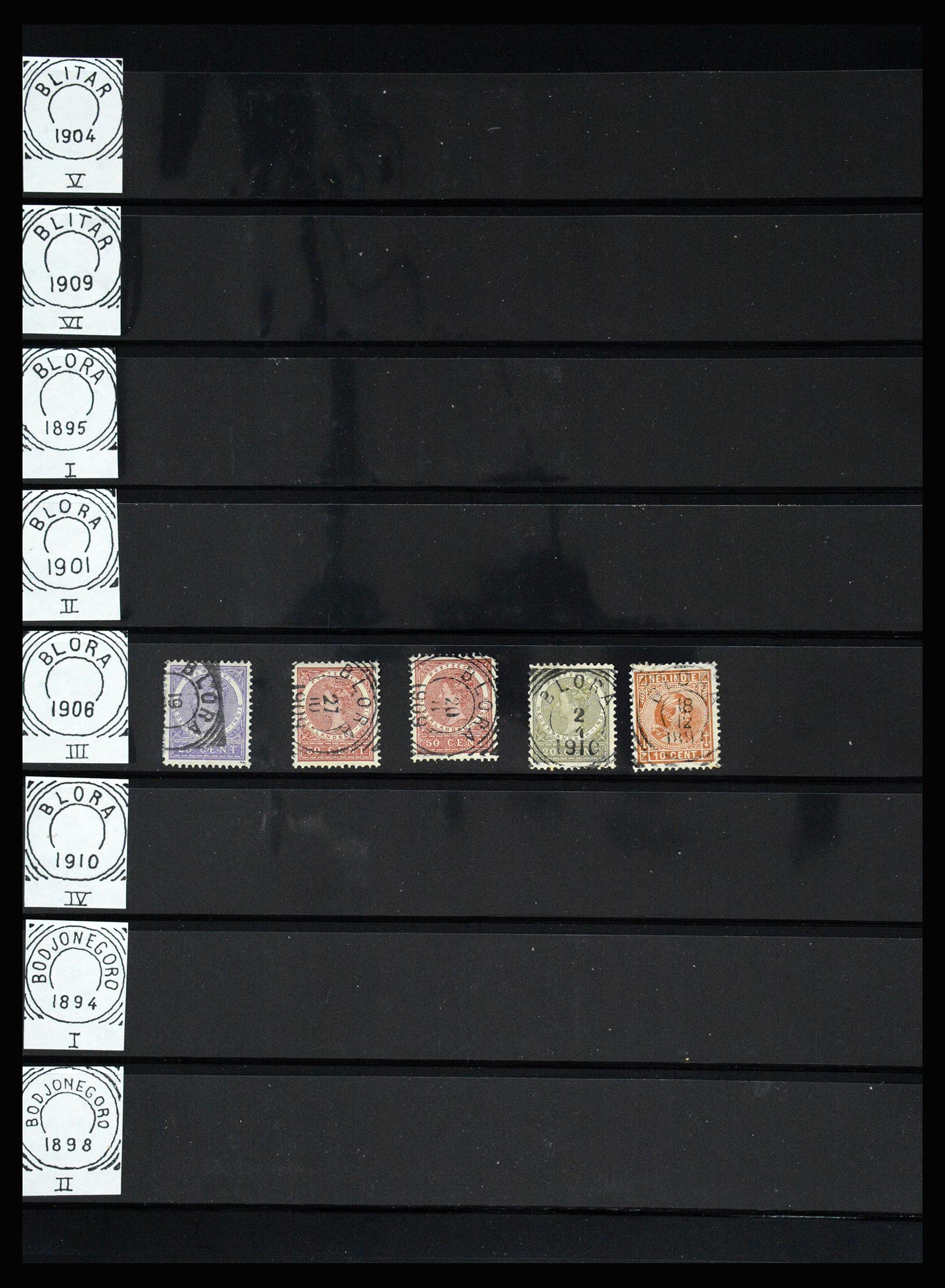 36512 111 - Stamp collection 36512 Nederlands Indië stempels 1872-1930.