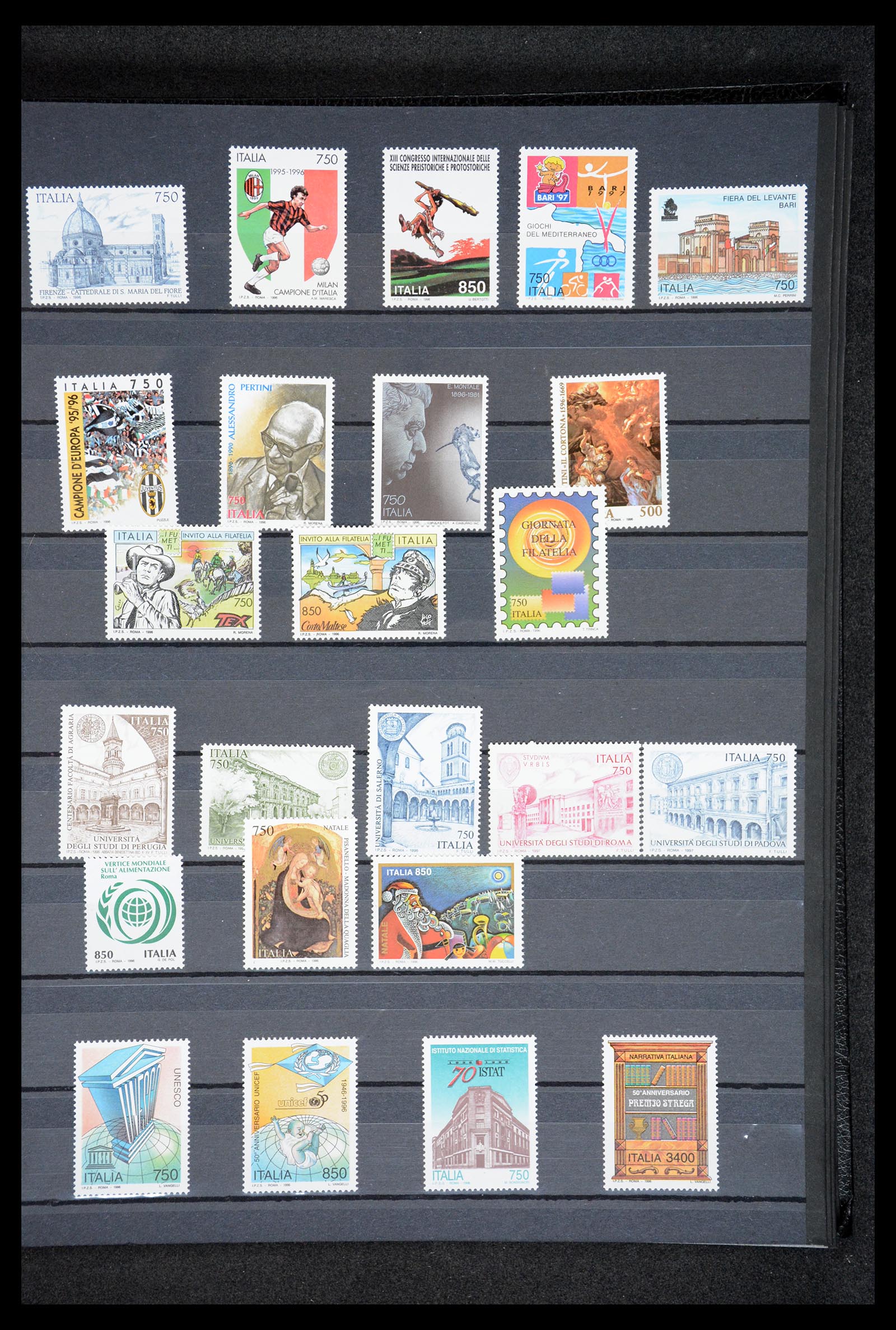 36513 172 - Postzegelverzameling 36513 Italië 1861-2005.