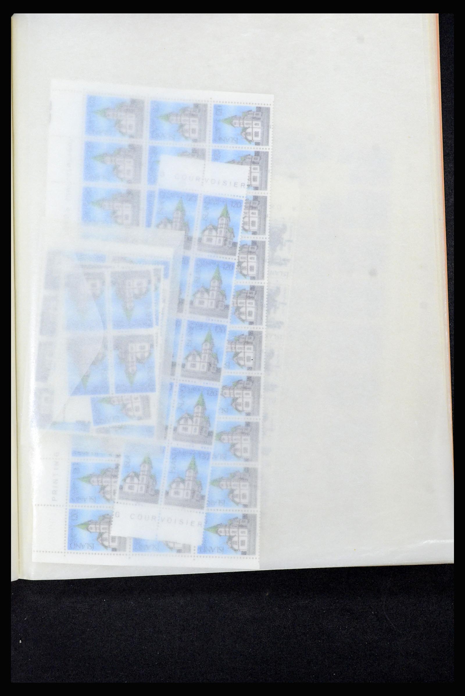 36588 117 - Postzegelverzameling 36588 IJsland 1950-1992.