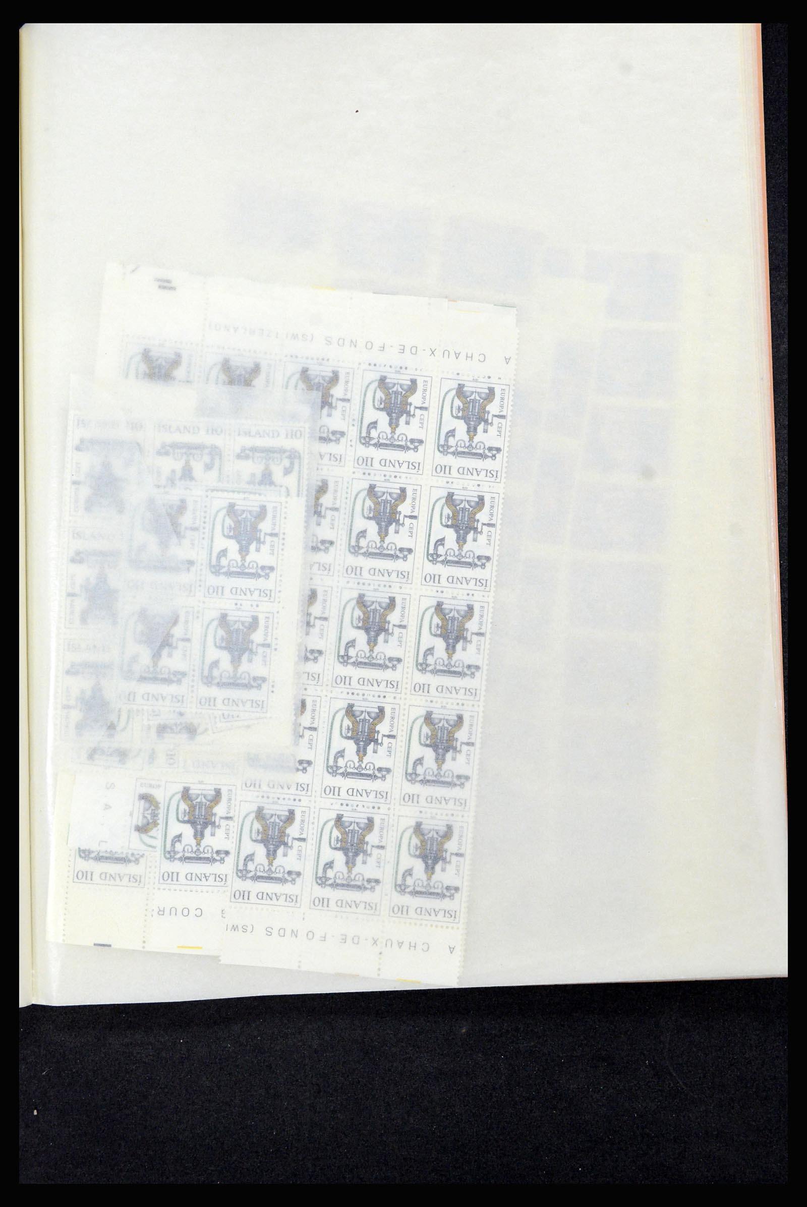 36588 118 - Postzegelverzameling 36588 IJsland 1950-1992.