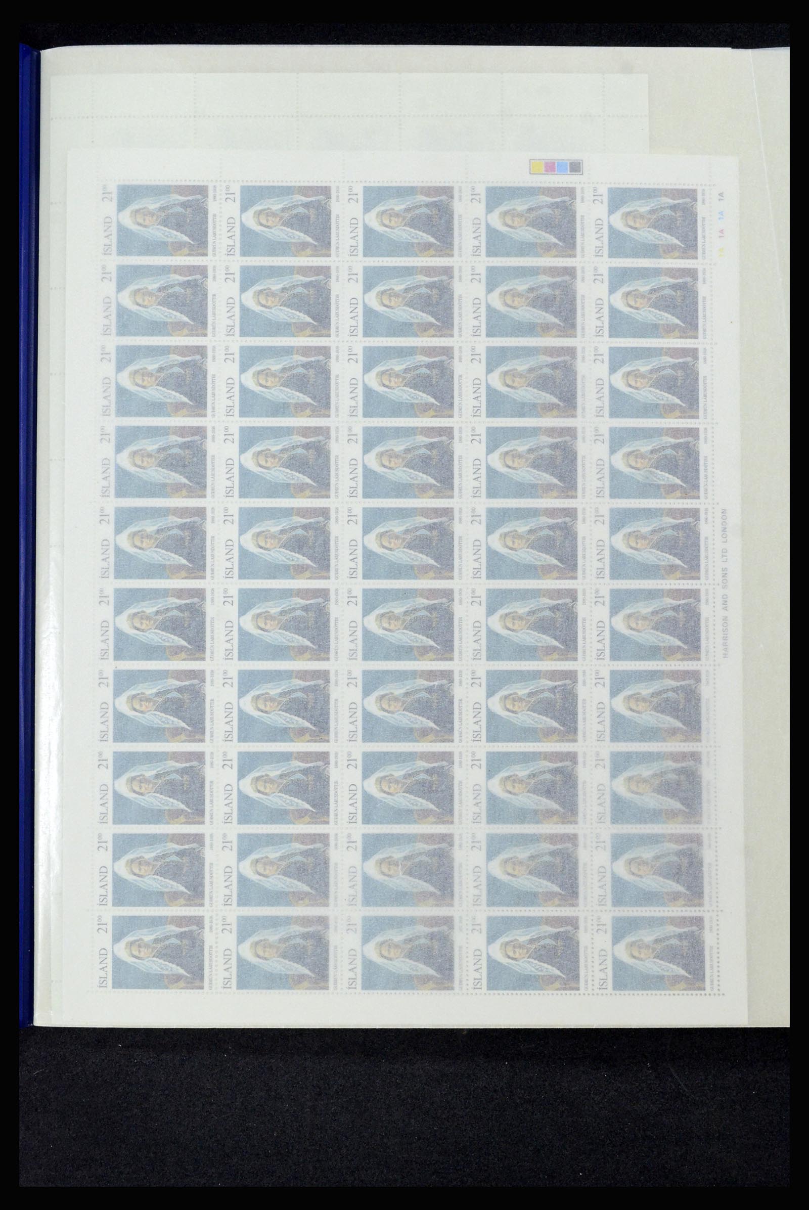36588 152 - Postzegelverzameling 36588 IJsland 1950-1992.