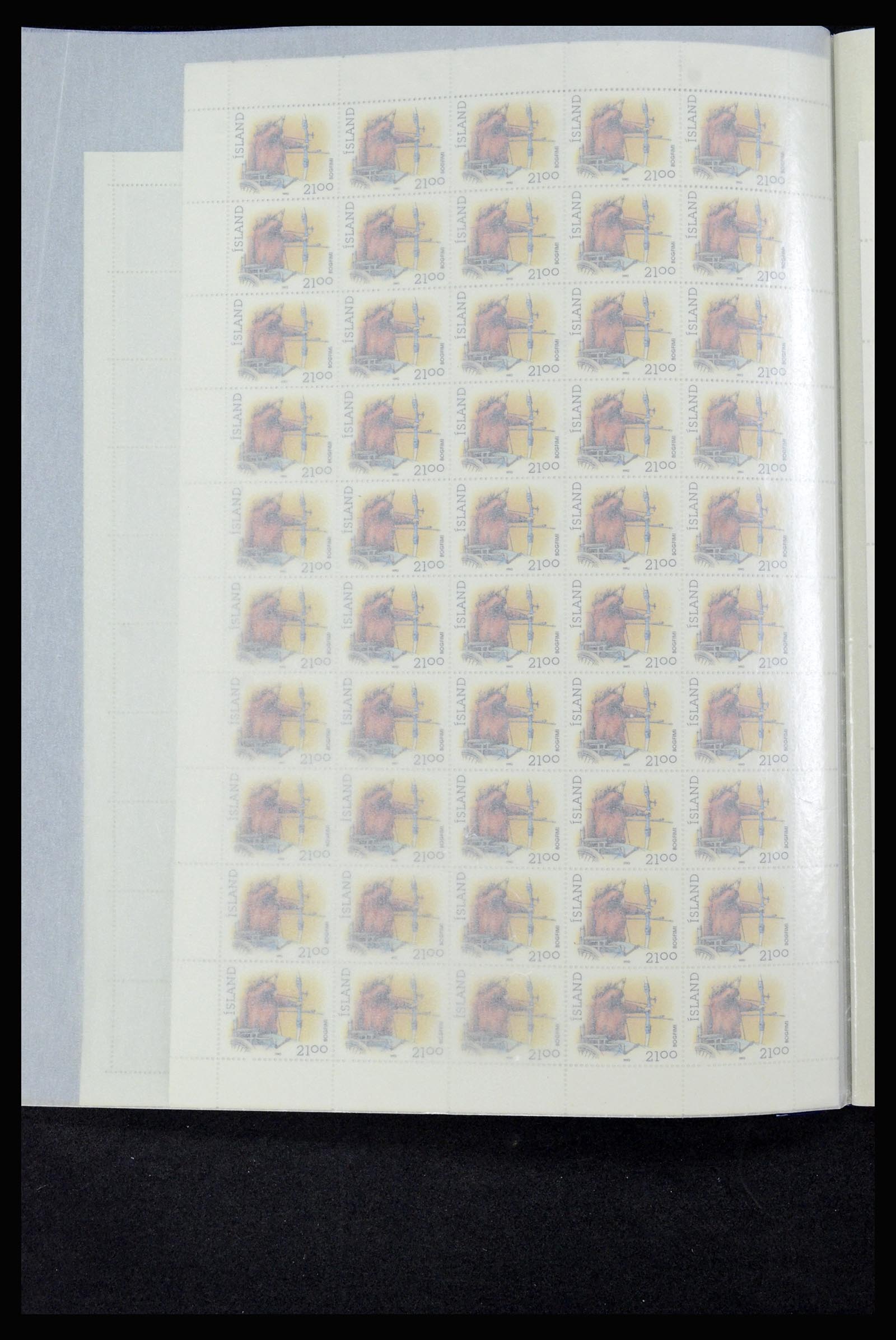 36588 153 - Postzegelverzameling 36588 IJsland 1950-1992.