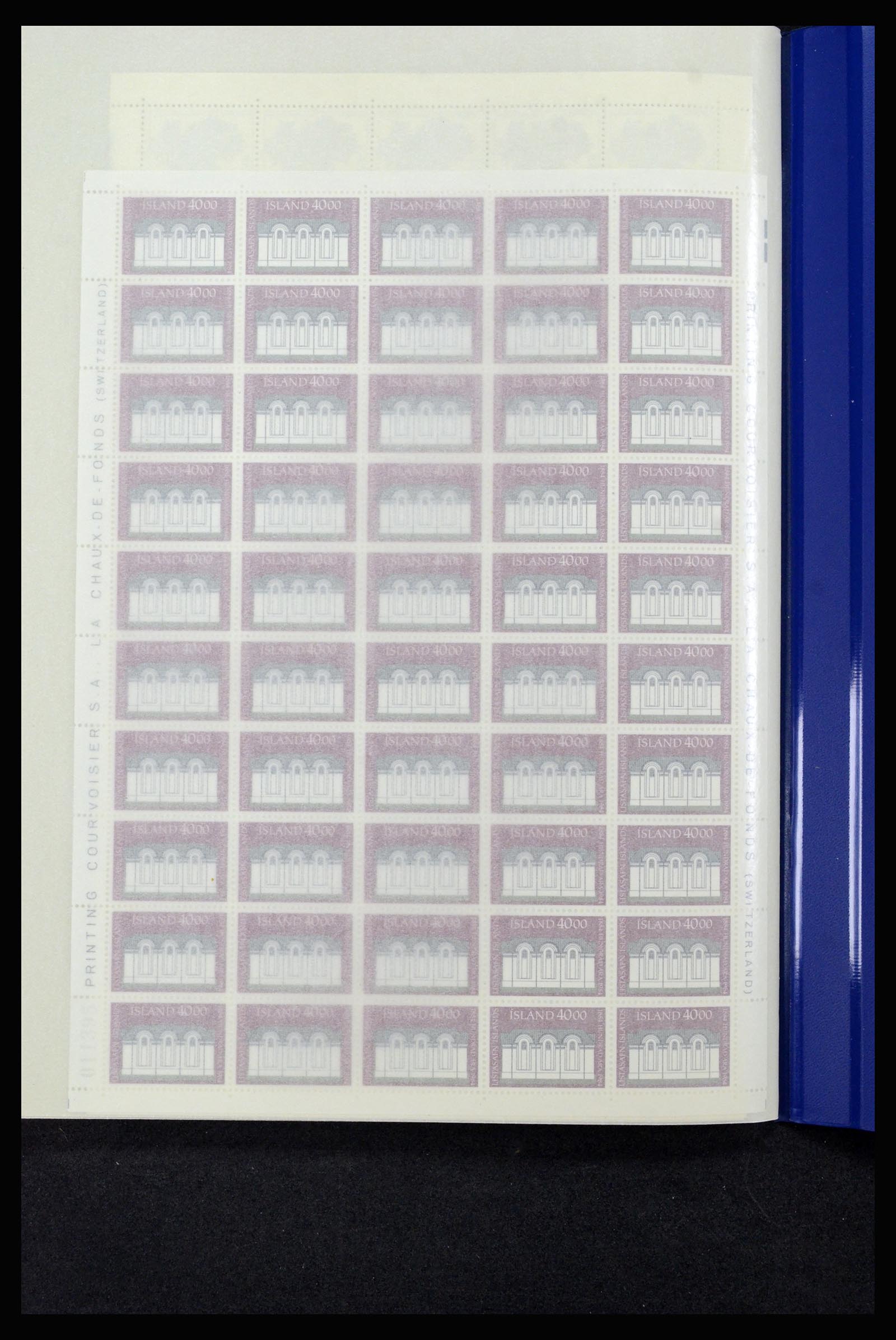 36588 215 - Postzegelverzameling 36588 IJsland 1950-1992.