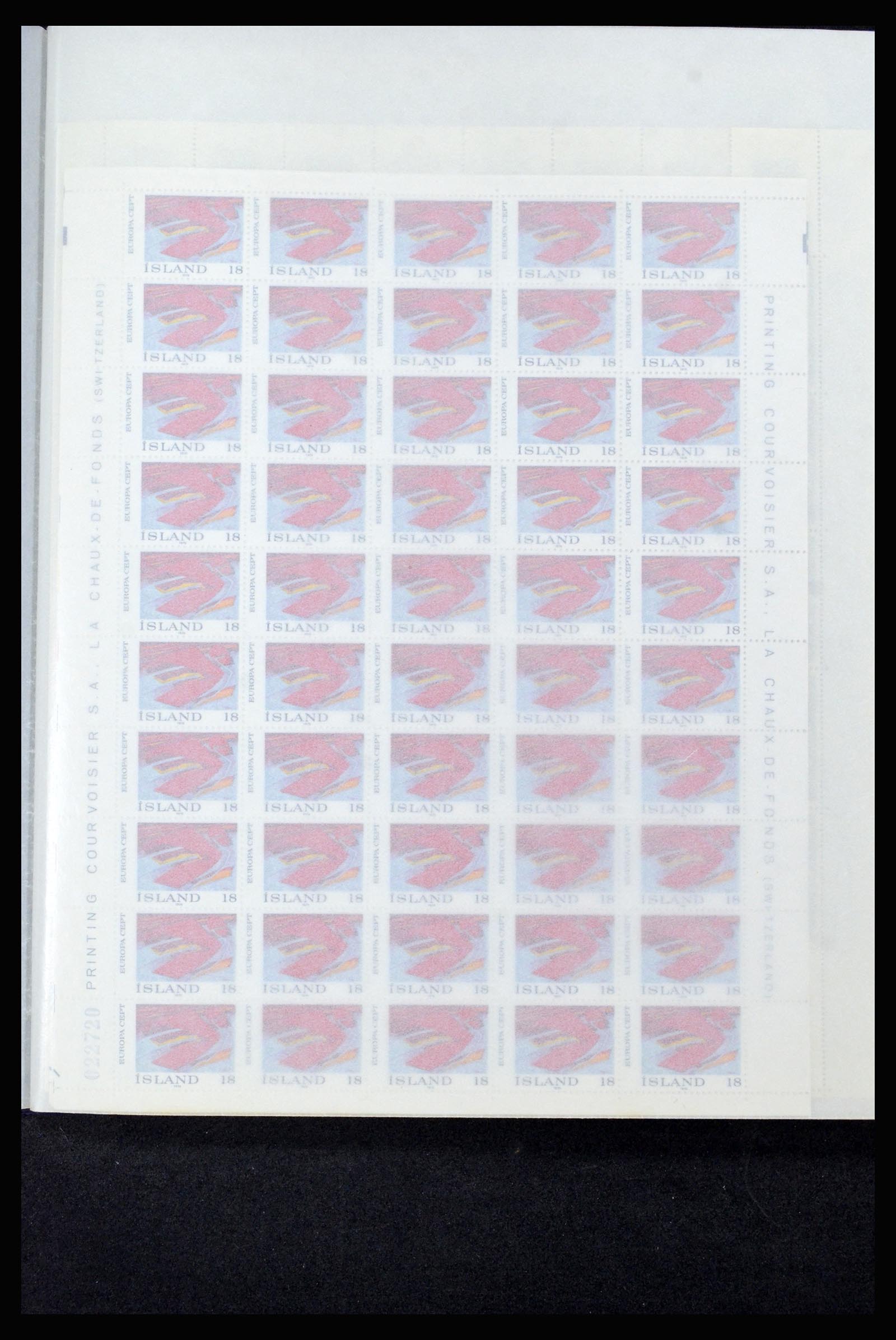 36588 218 - Postzegelverzameling 36588 IJsland 1950-1992.