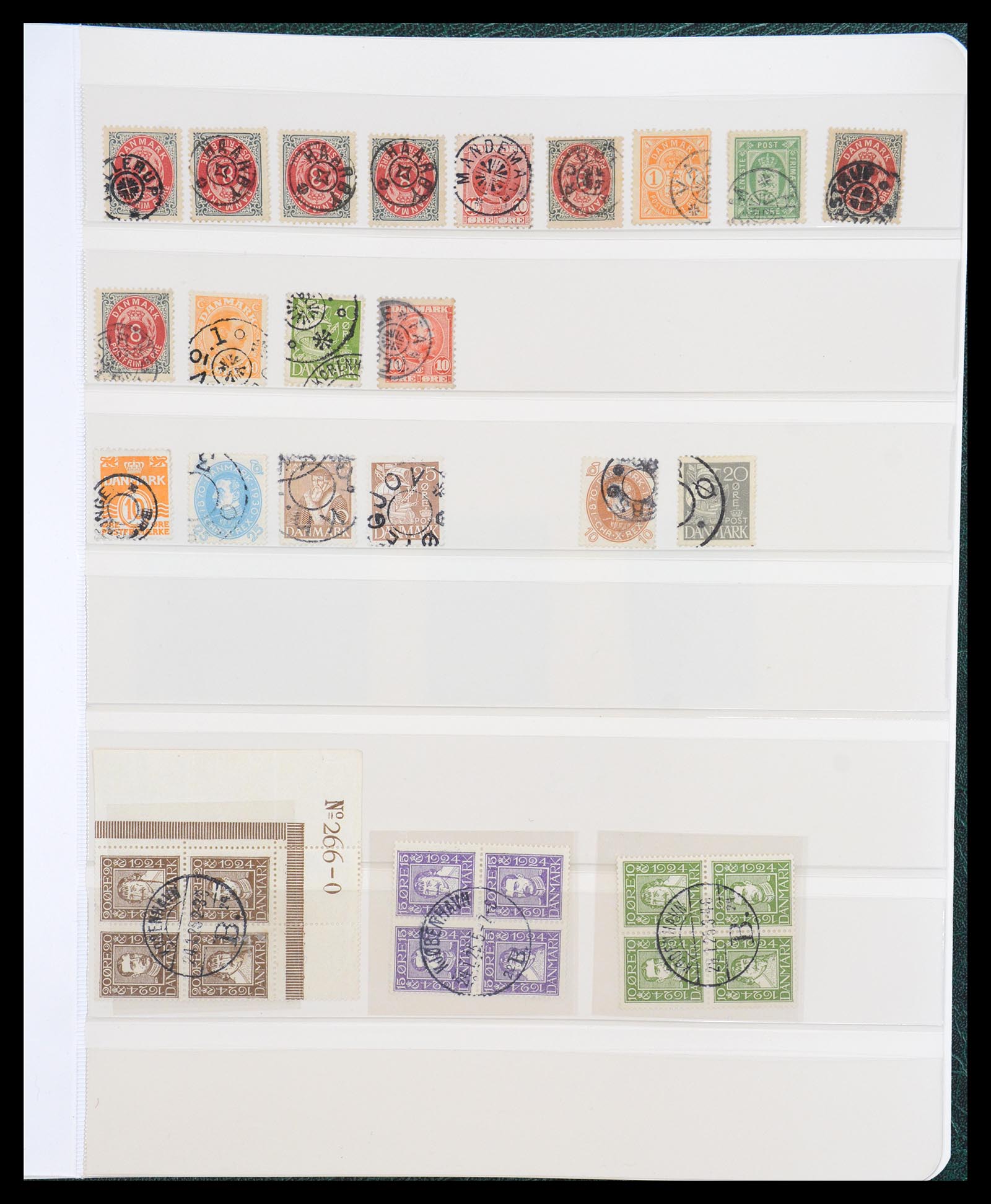 36612 086 - Postzegelverzameling 36612 Denmark 1851-1990.