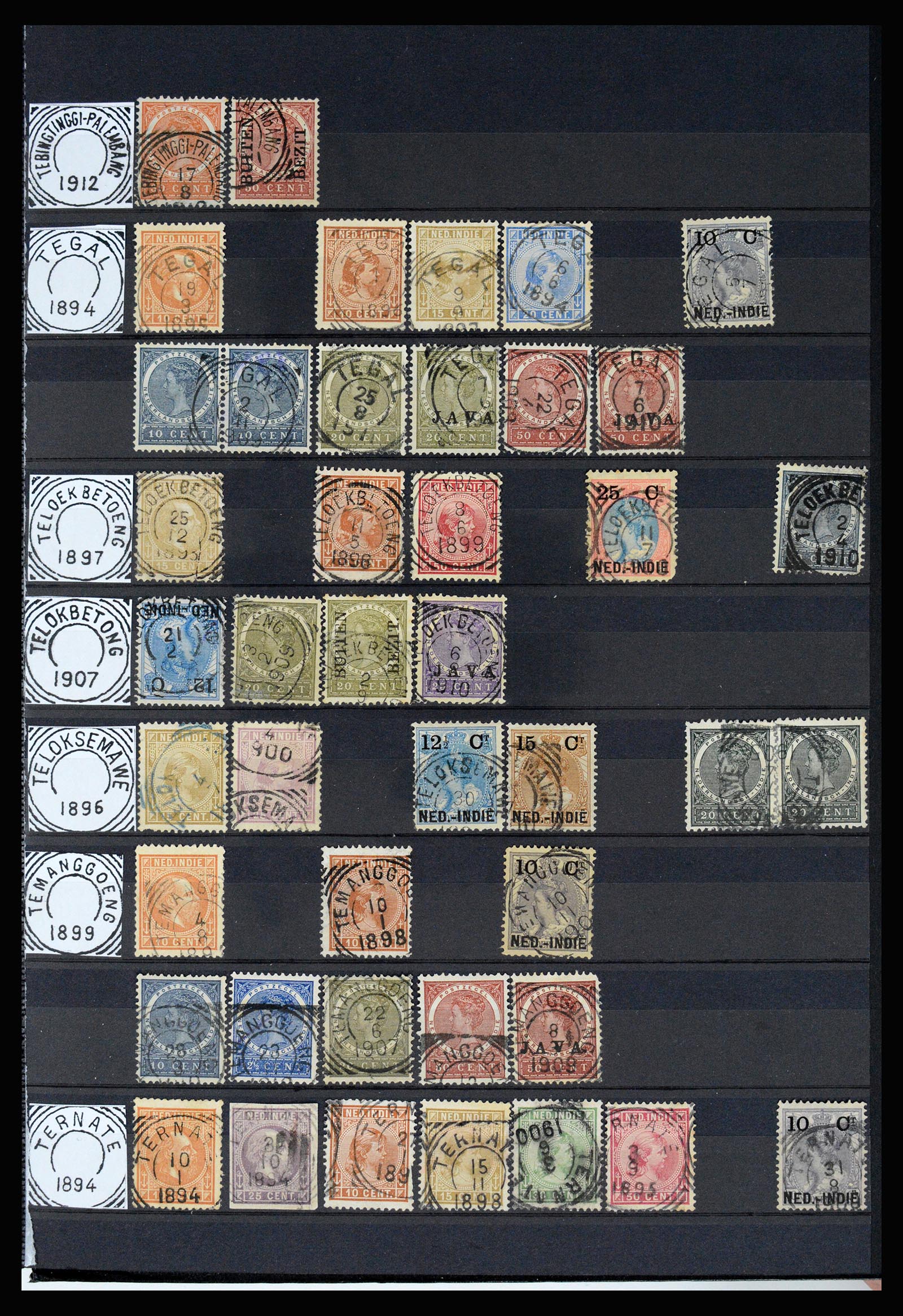 36839 054 - Postzegelverzameling 36839 Nederlands Indië vierkantstempels.