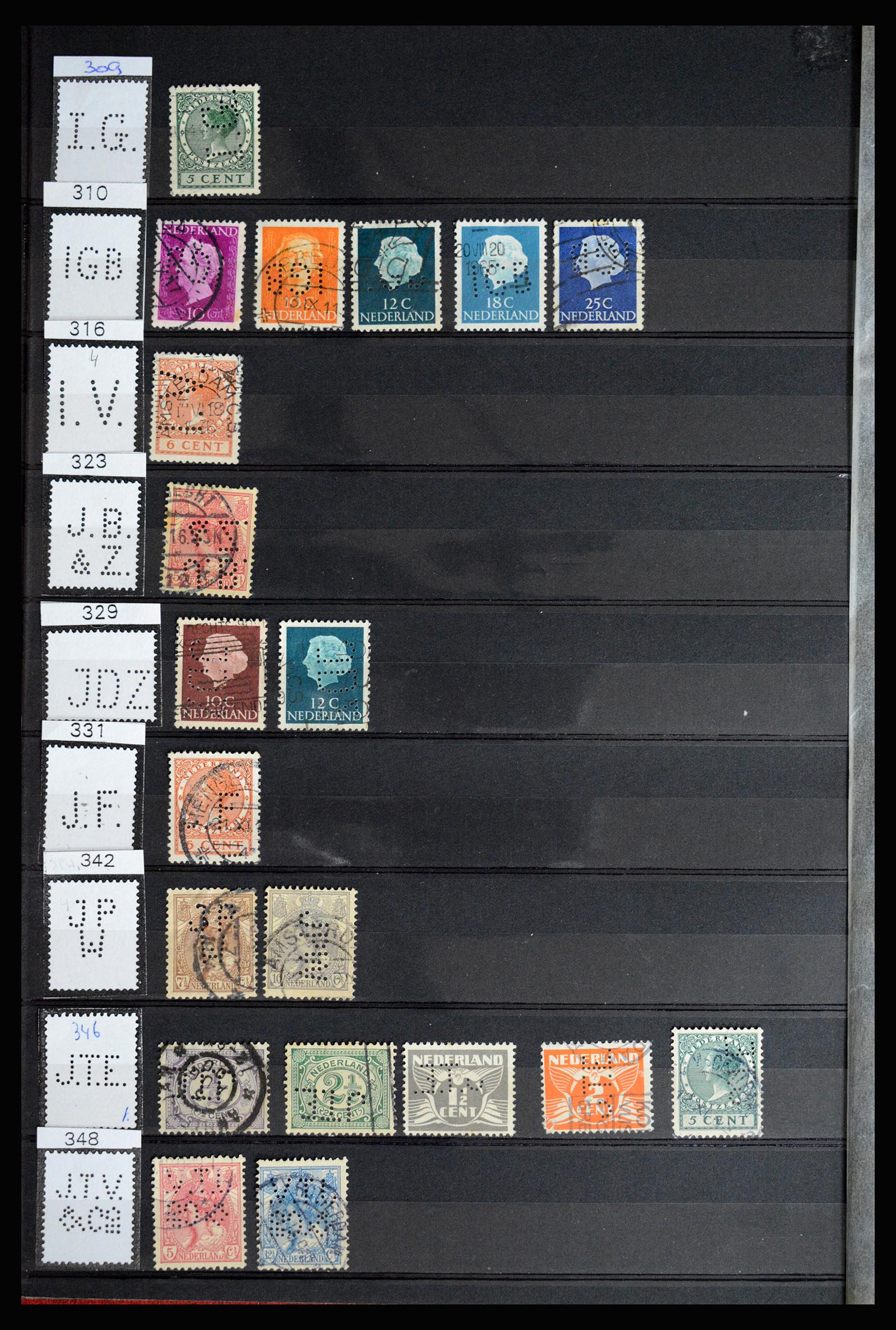 36849 056 - Postzegelverzameling 36849 Nederland perfins 1891-1960.