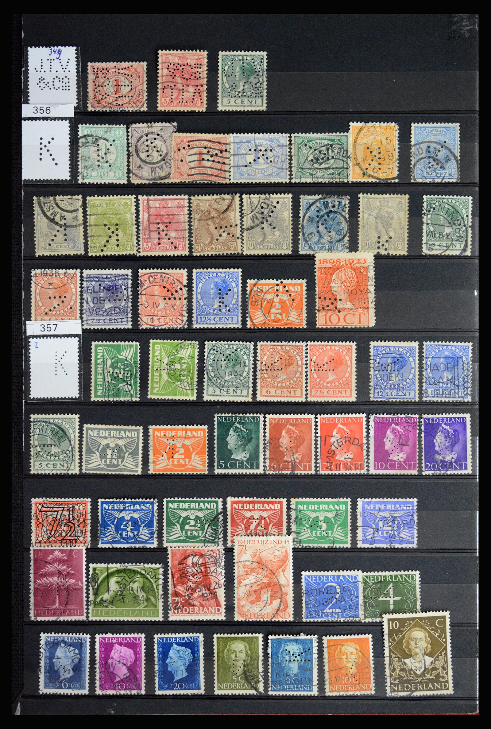 36849 057 - Postzegelverzameling 36849 Nederland perfins 1891-1960.