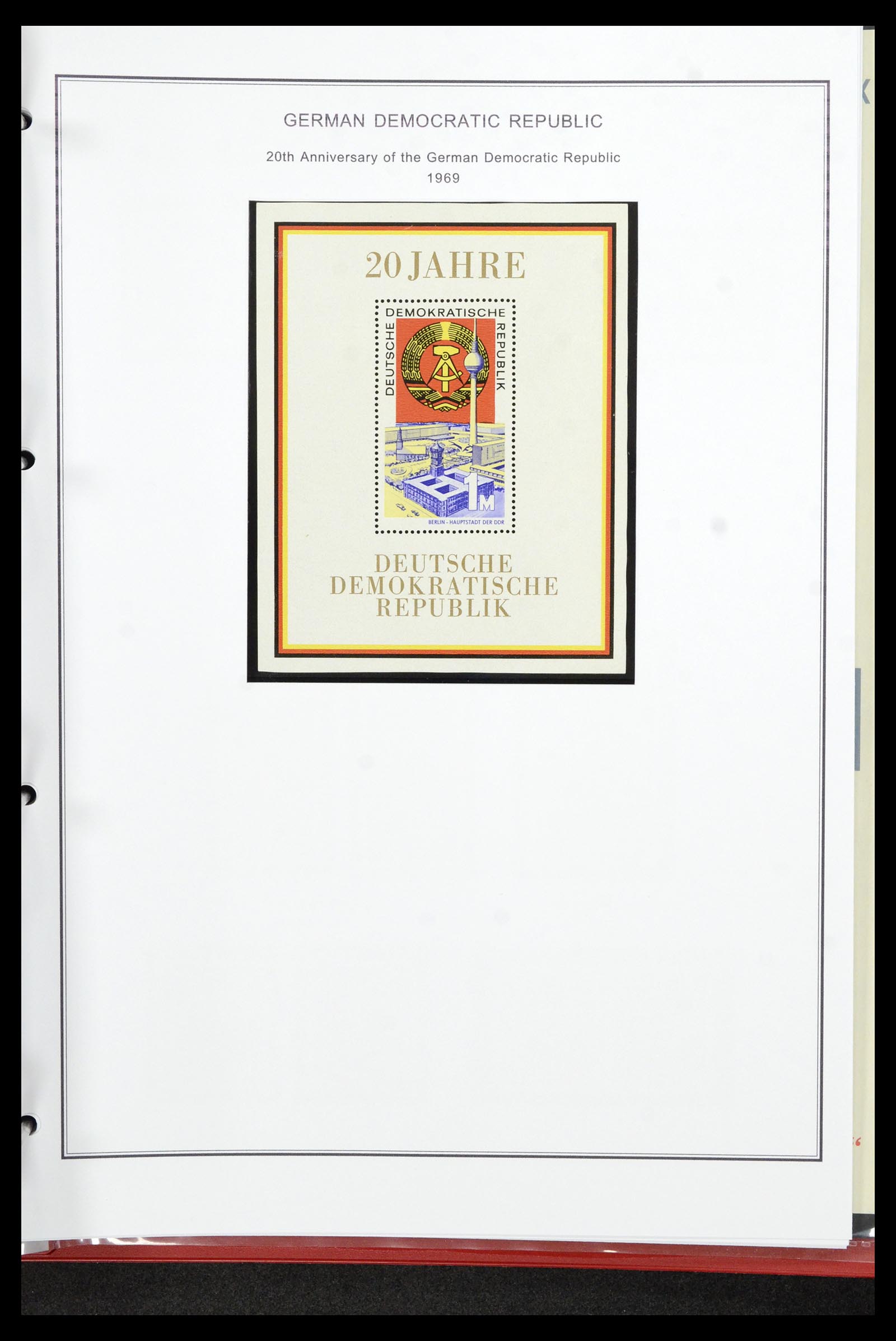36998 103 - Postzegelverzameling 36998 DDR 1949-1990.
