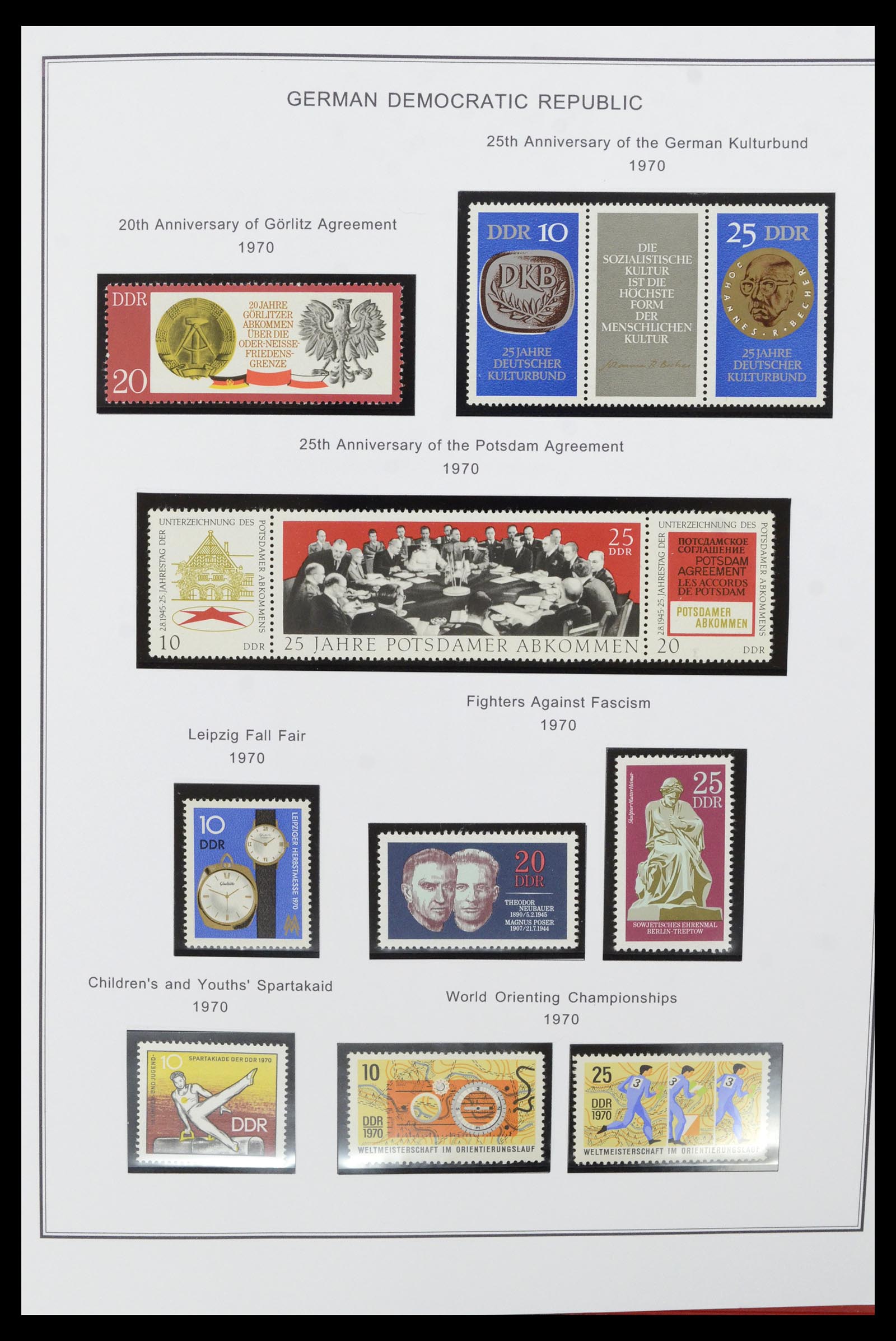 36998 136 - Postzegelverzameling 36998 DDR 1949-1990.