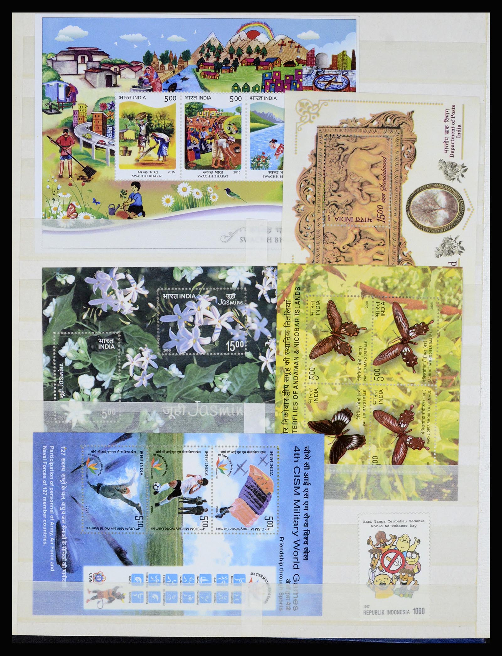 37064 065 - Postzegelverzameling 37064 Wereld motief 1960-2007.