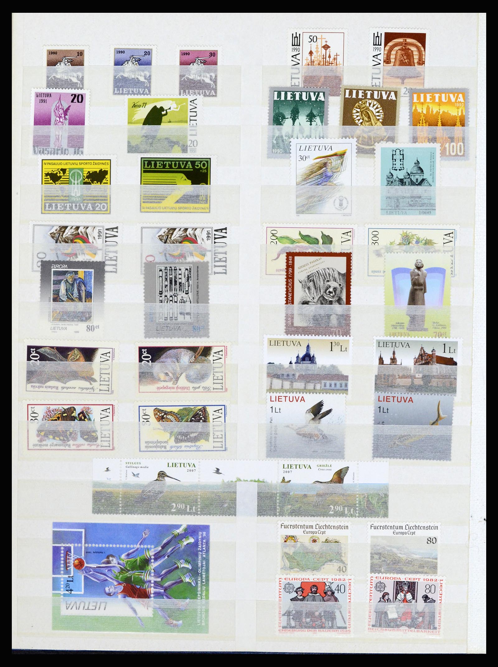 37064 077 - Postzegelverzameling 37064 Wereld motief 1960-2007.