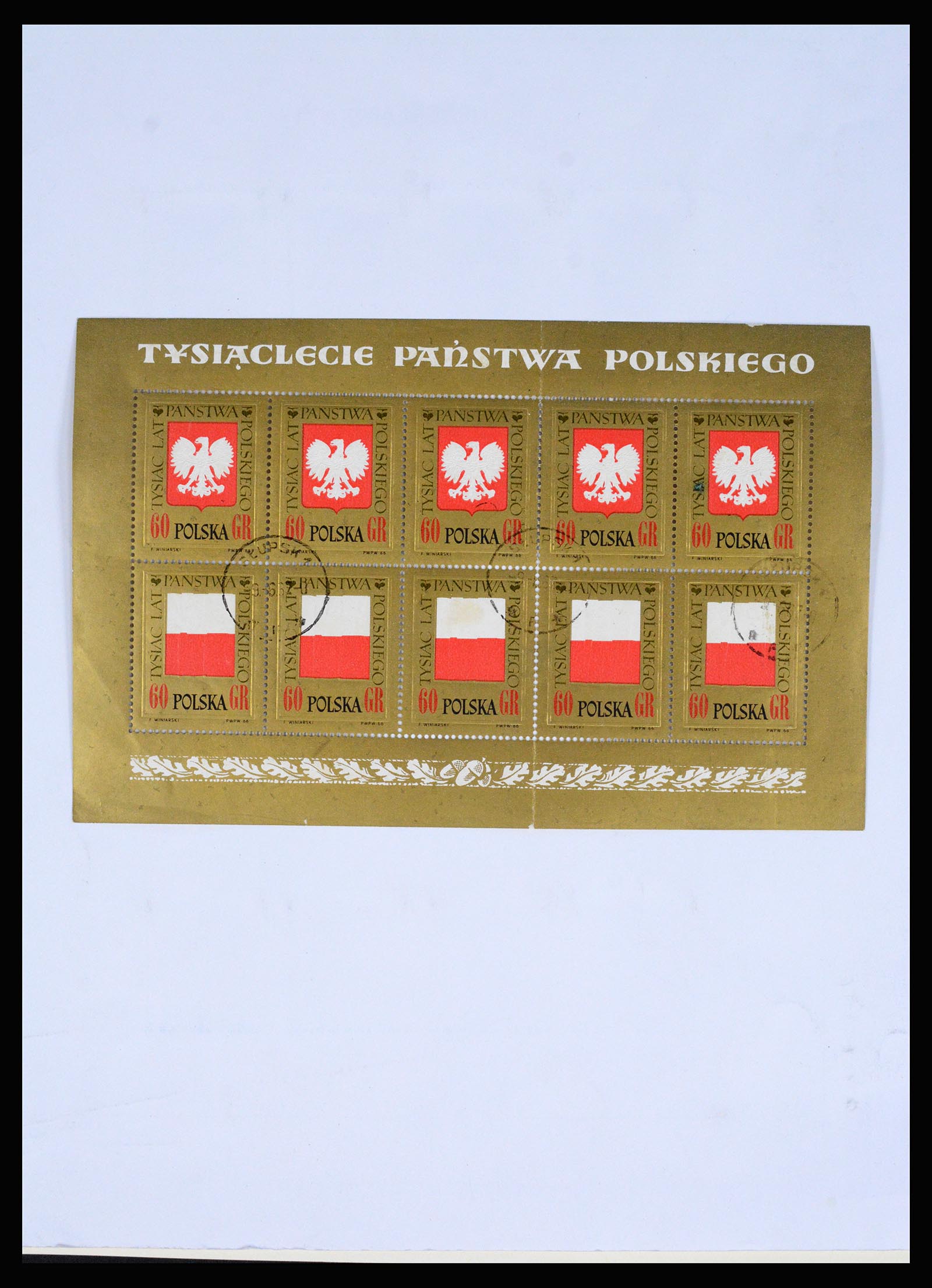37168 143 - Postzegelverzameling 37168 Polen 1918-1988.