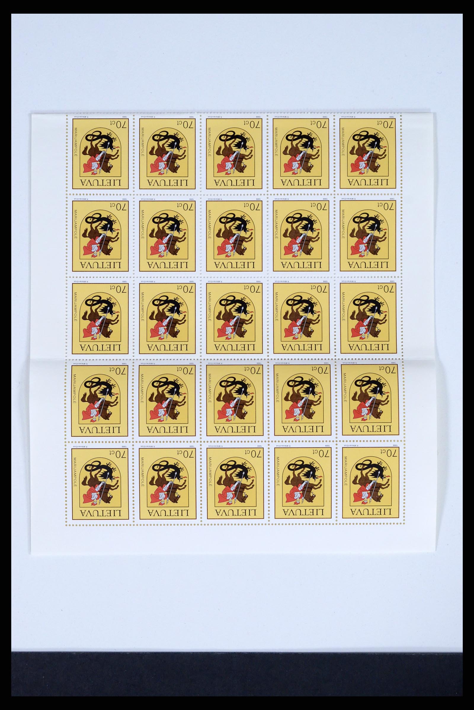 37351 237 - Postzegelverzameling 37351 Europese landen postfris 1990-2000.