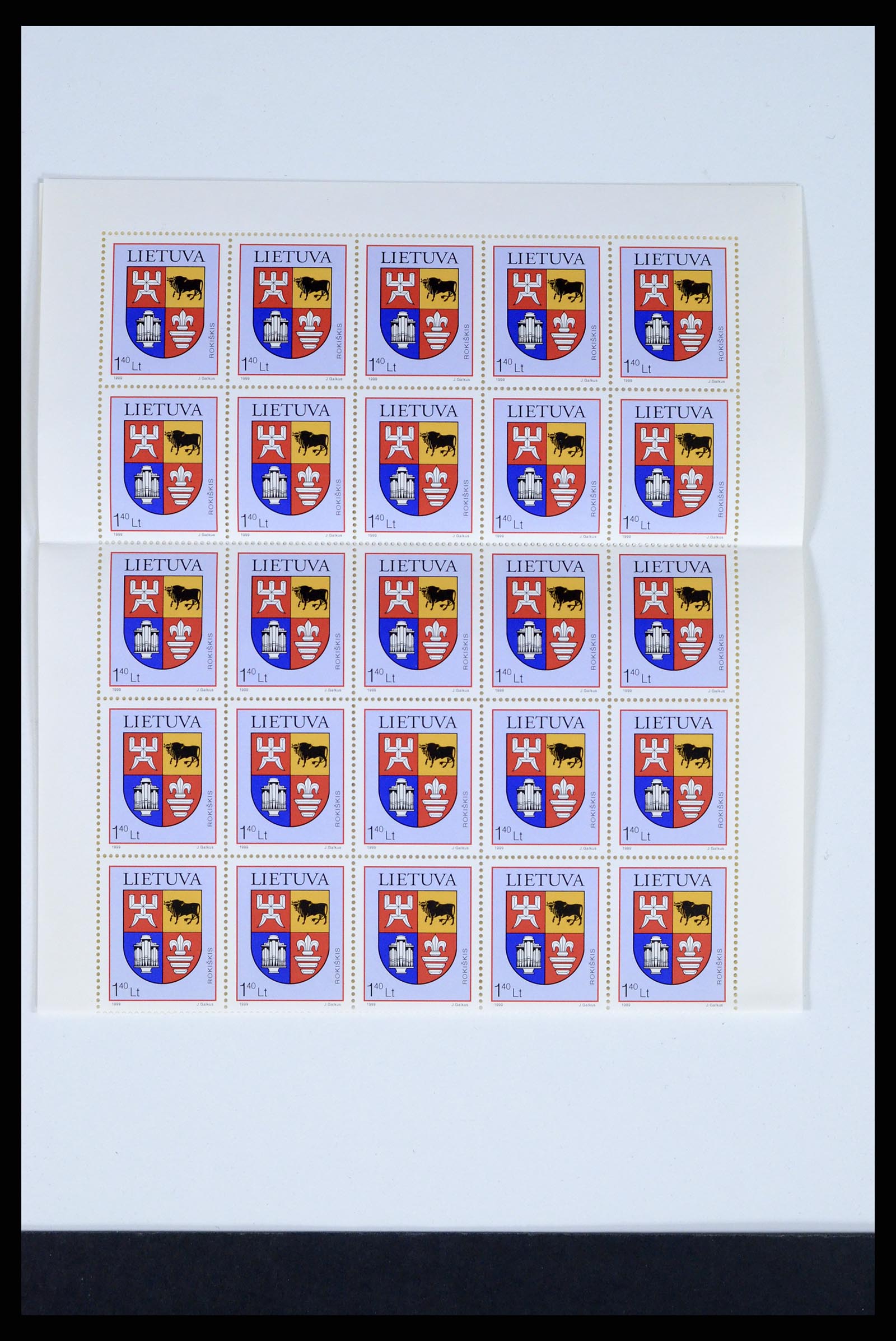 37351 241 - Postzegelverzameling 37351 Europese landen postfris 1990-2000.