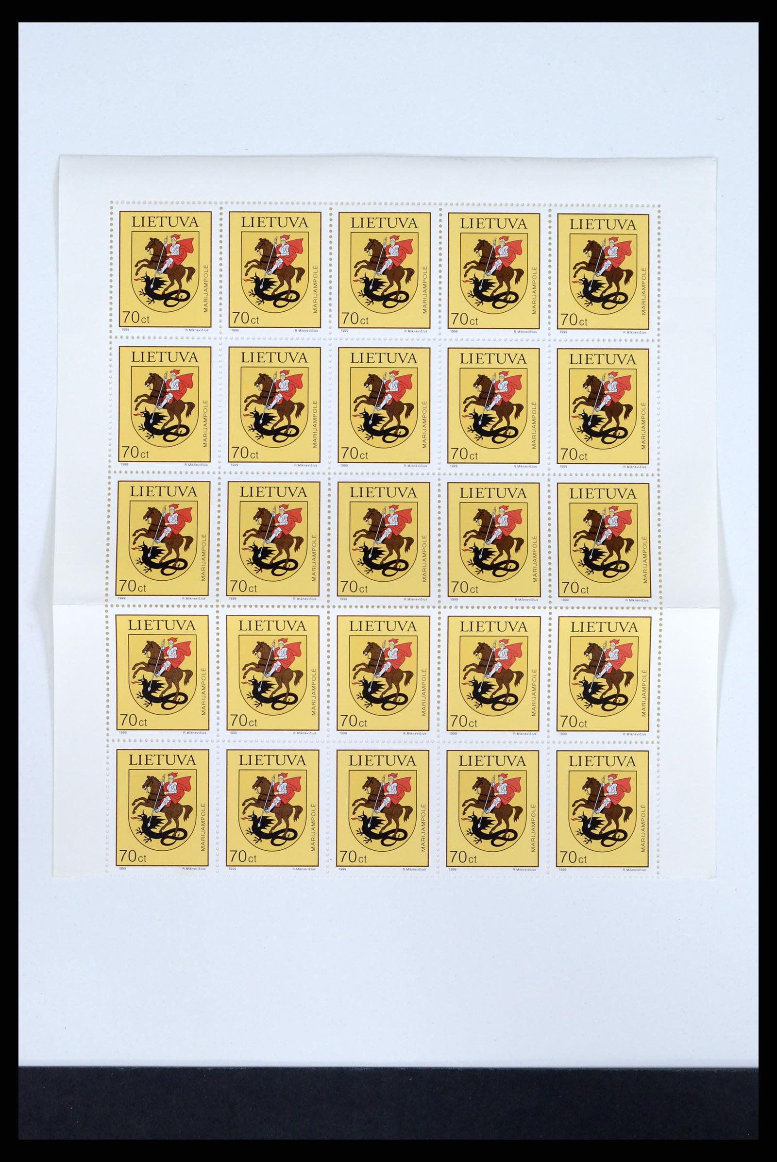 37351 243 - Postzegelverzameling 37351 Europese landen postfris 1990-2000.