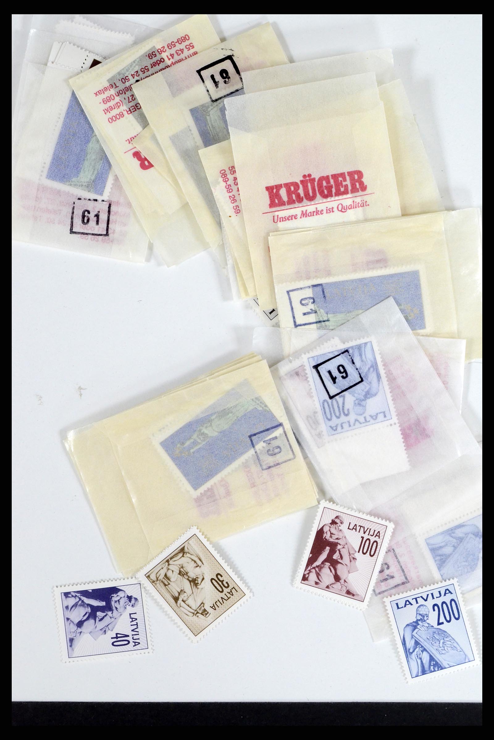 37351 335 - Postzegelverzameling 37351 Europese landen postfris 1990-2000.