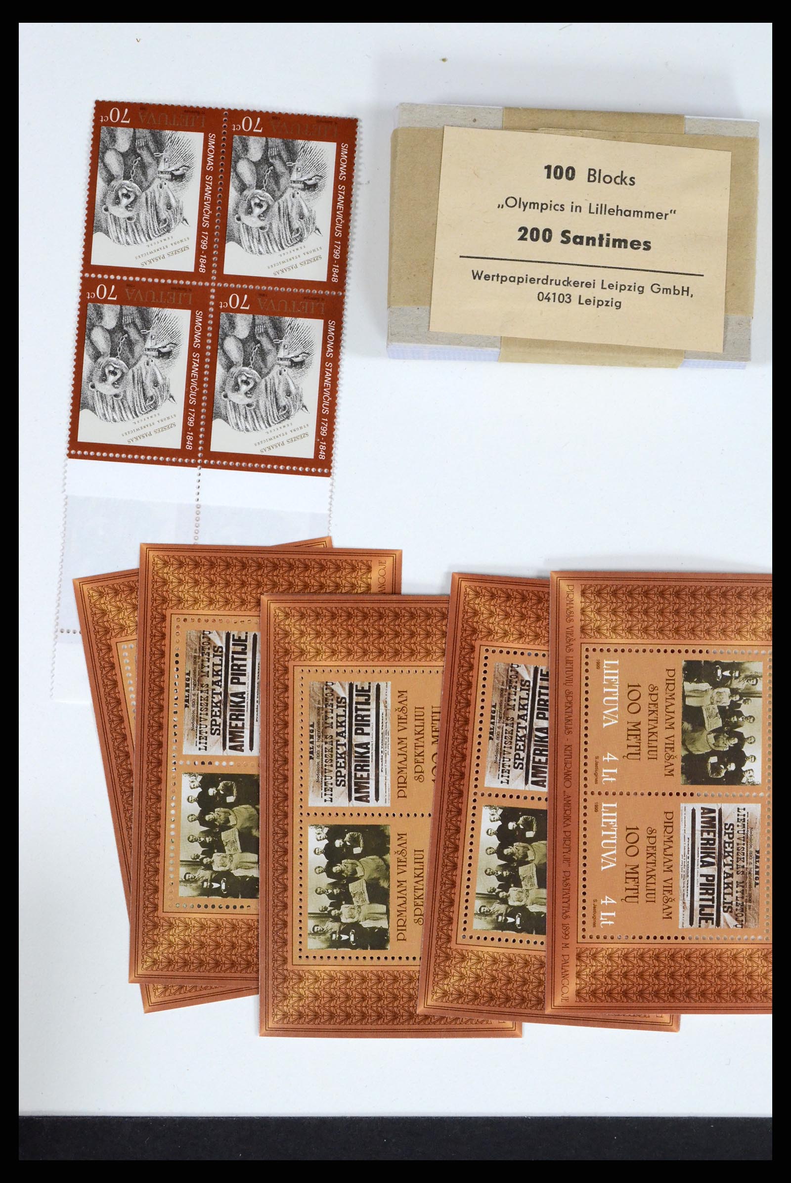 37351 339 - Postzegelverzameling 37351 Europese landen postfris 1990-2000.