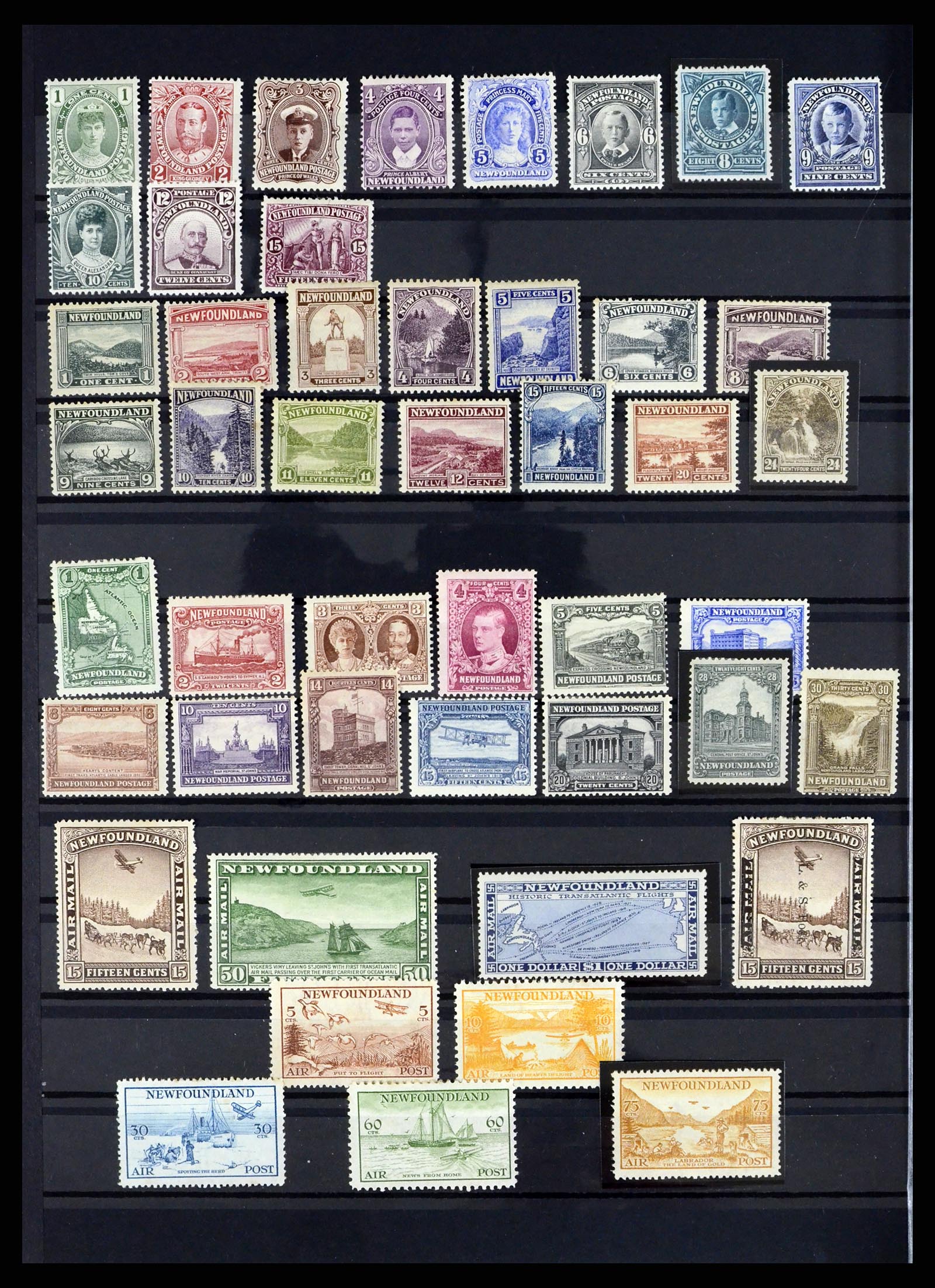 37449 002 - Stamp collection 37449 New Foundland 1857-1947.