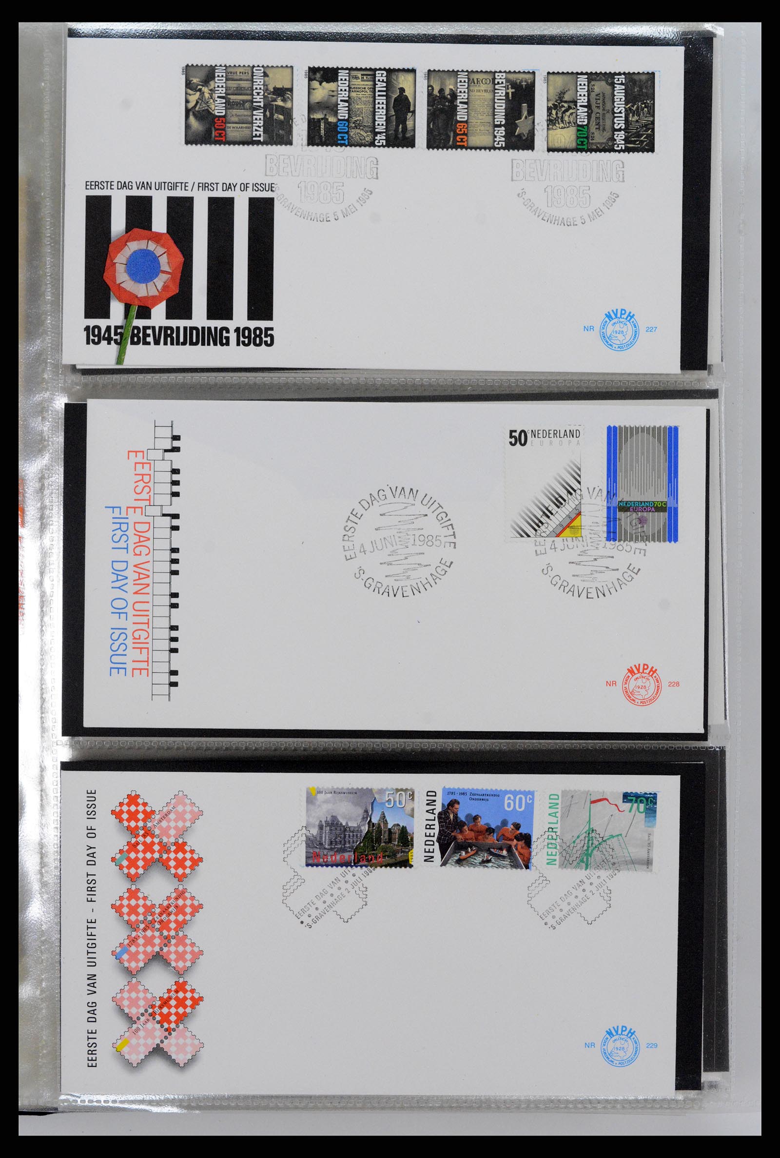 37461 093 - Postzegelverzameling 37461 Nederland FDC's 1950-2014.