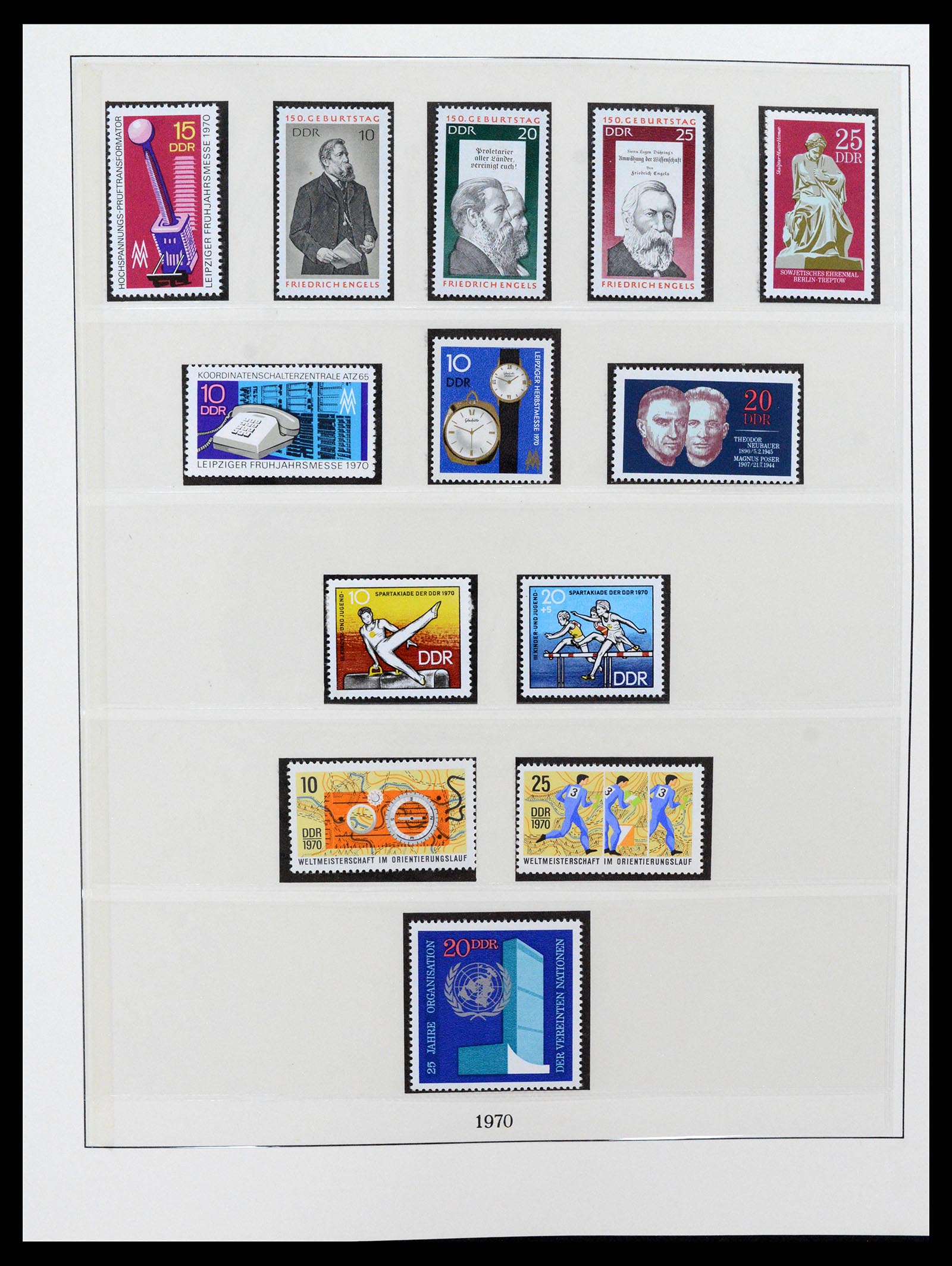 37507 129 - Postzegelverzameling 37507 D.D.R. 1949-1990.