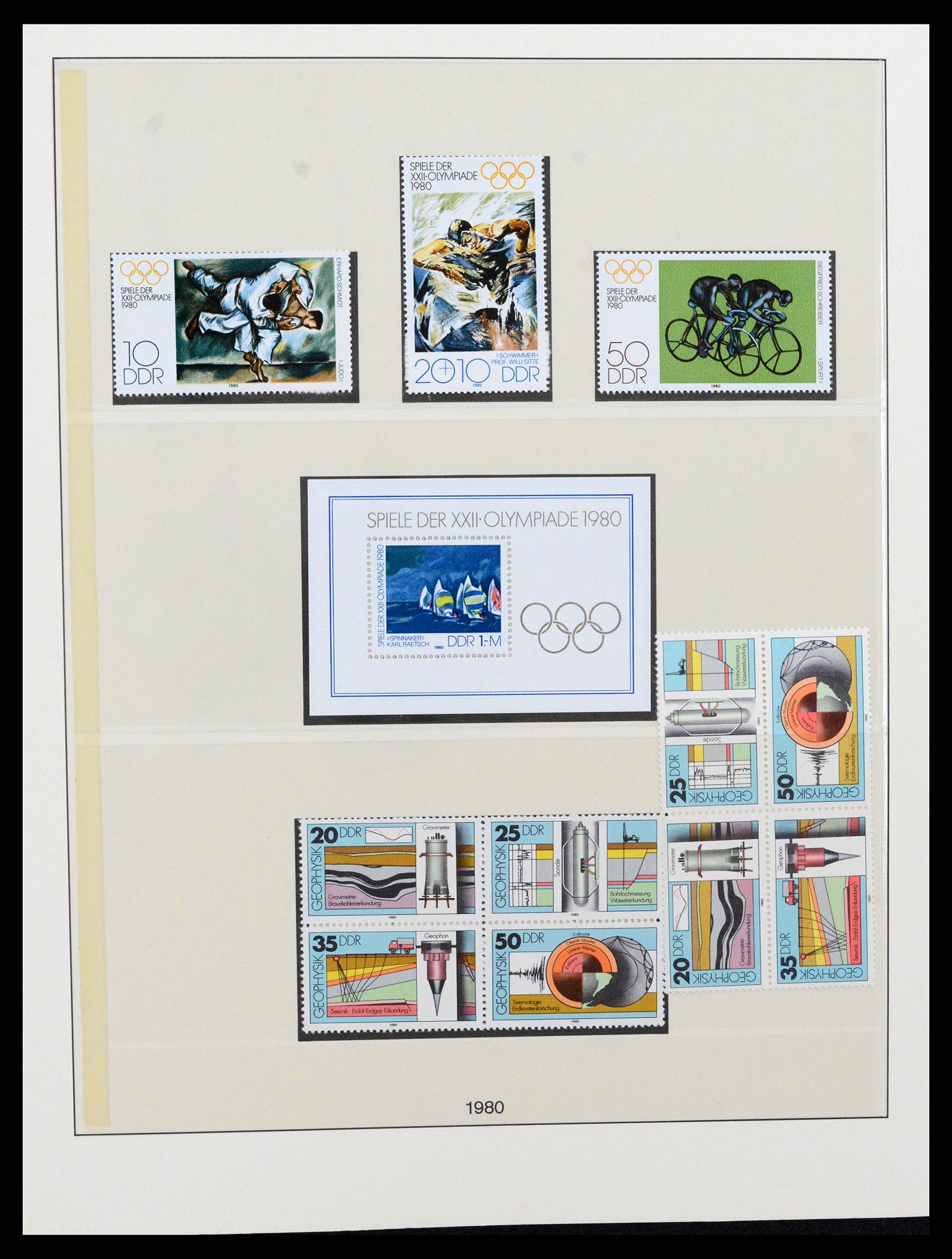 37507 232 - Postzegelverzameling 37507 D.D.R. 1949-1990.