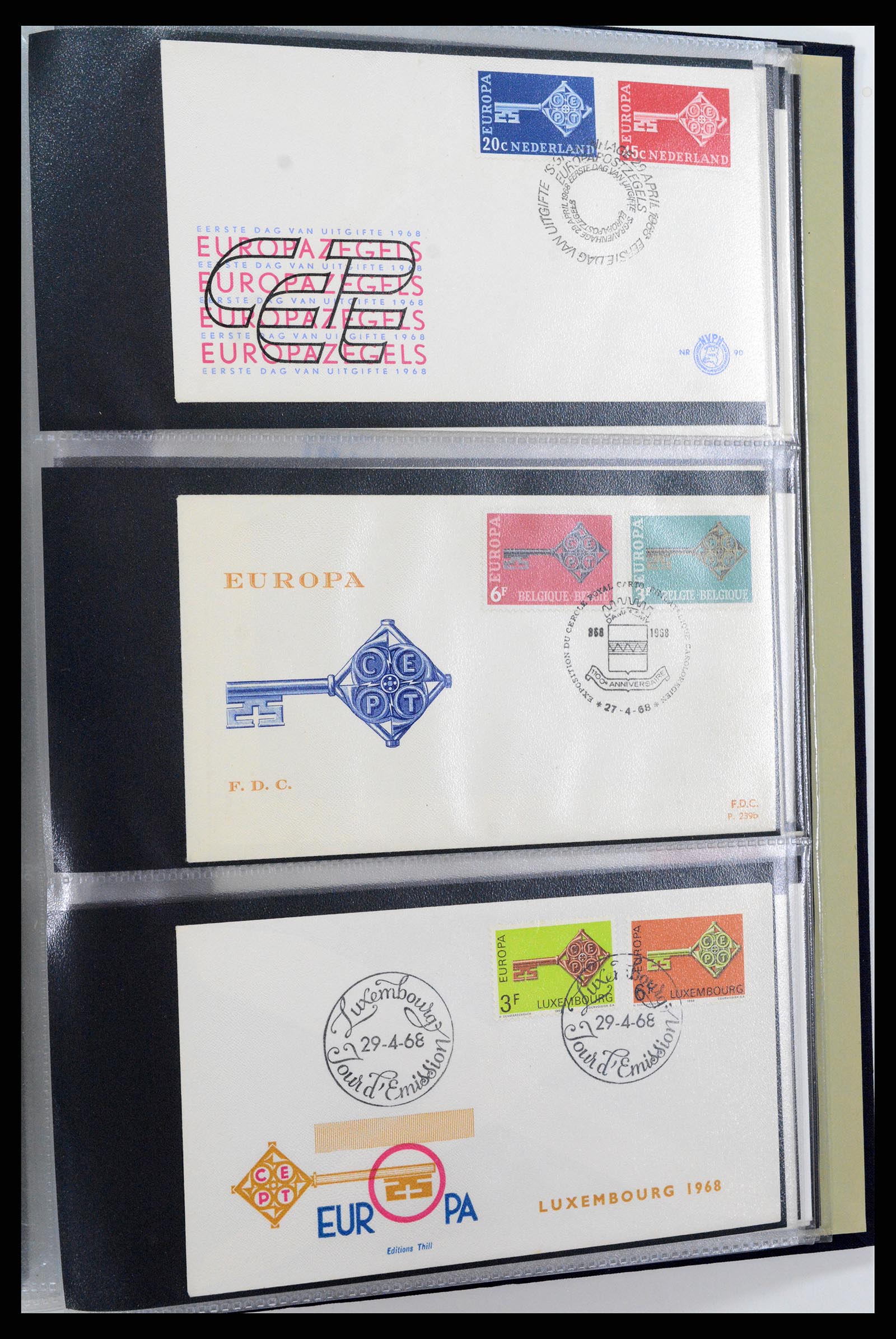 37694 166 - Postzegelverzameling 37694 Europa CEPT FDC's 1956-1970.