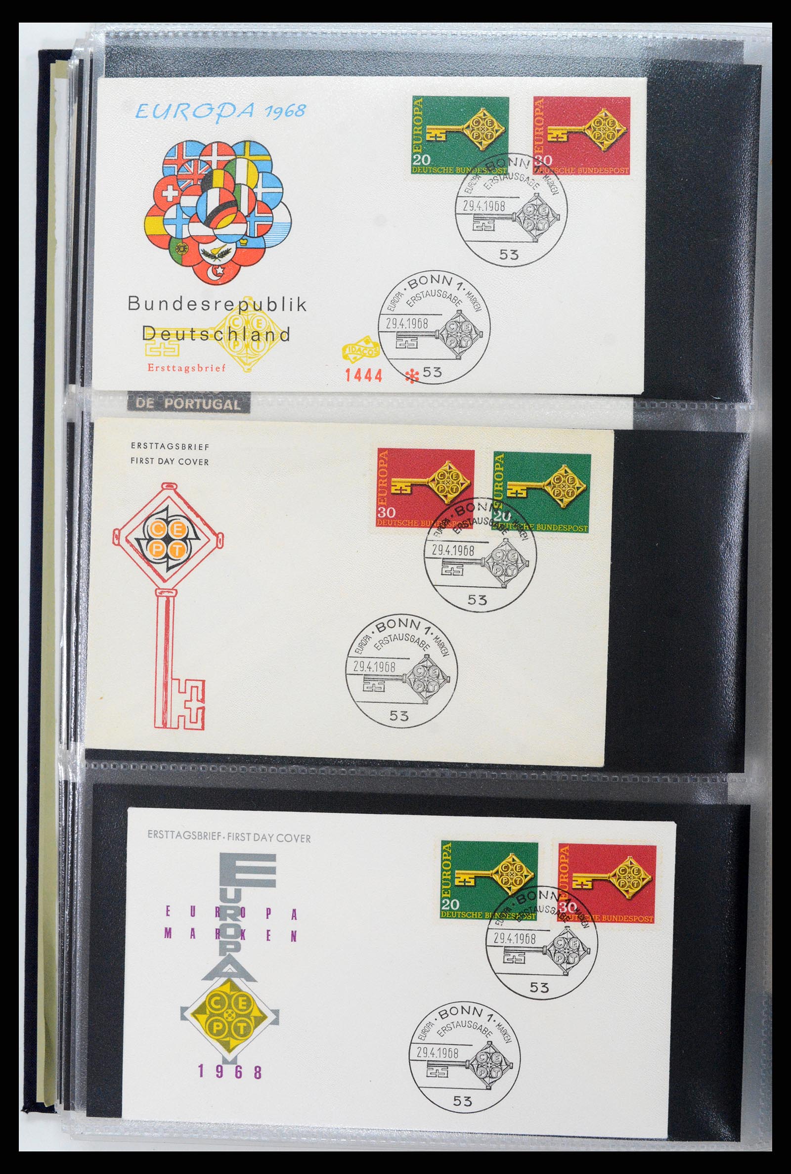 37694 167 - Postzegelverzameling 37694 Europa CEPT FDC's 1956-1970.