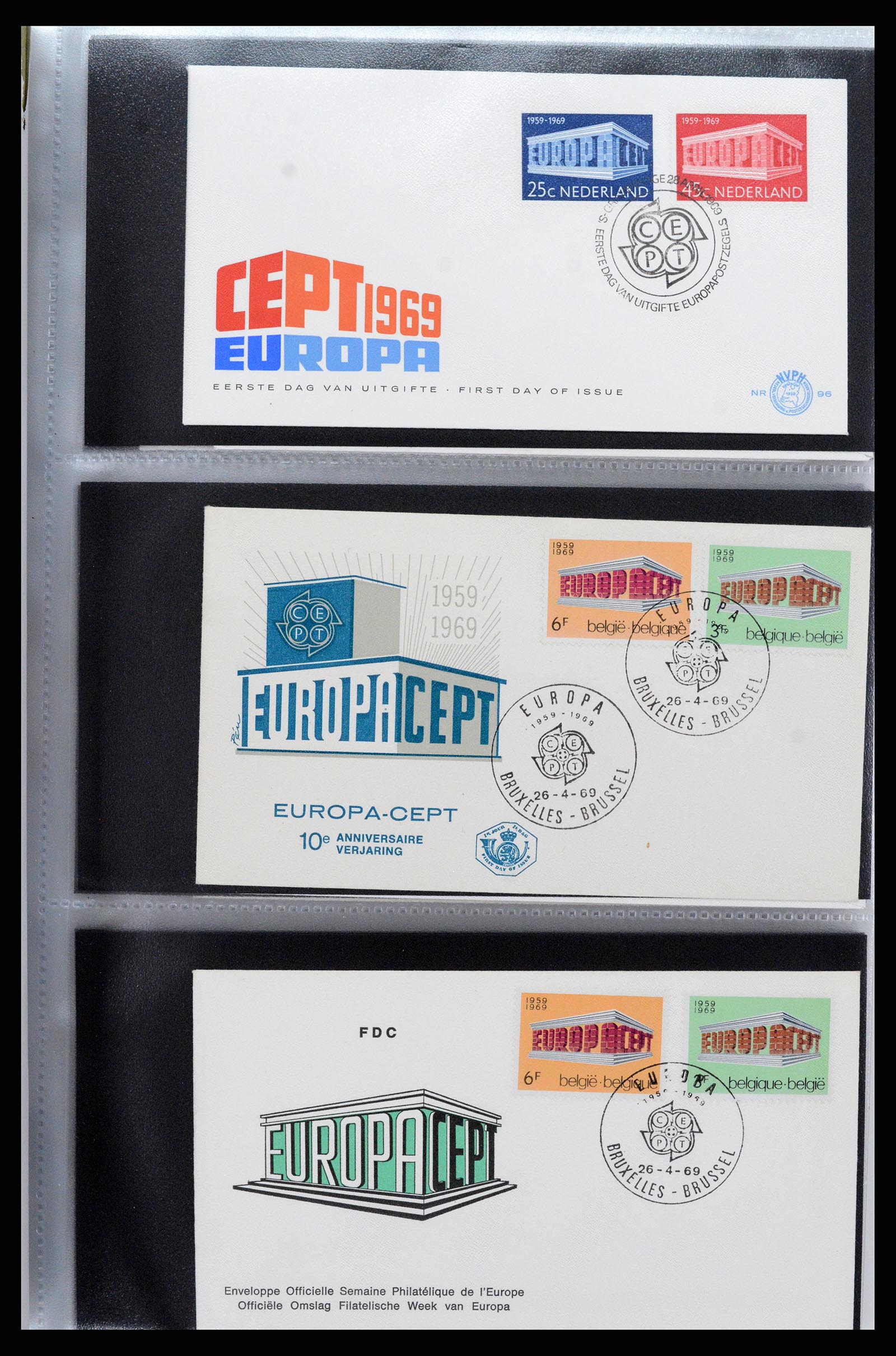 37694 174 - Postzegelverzameling 37694 Europa CEPT FDC's 1956-1970.