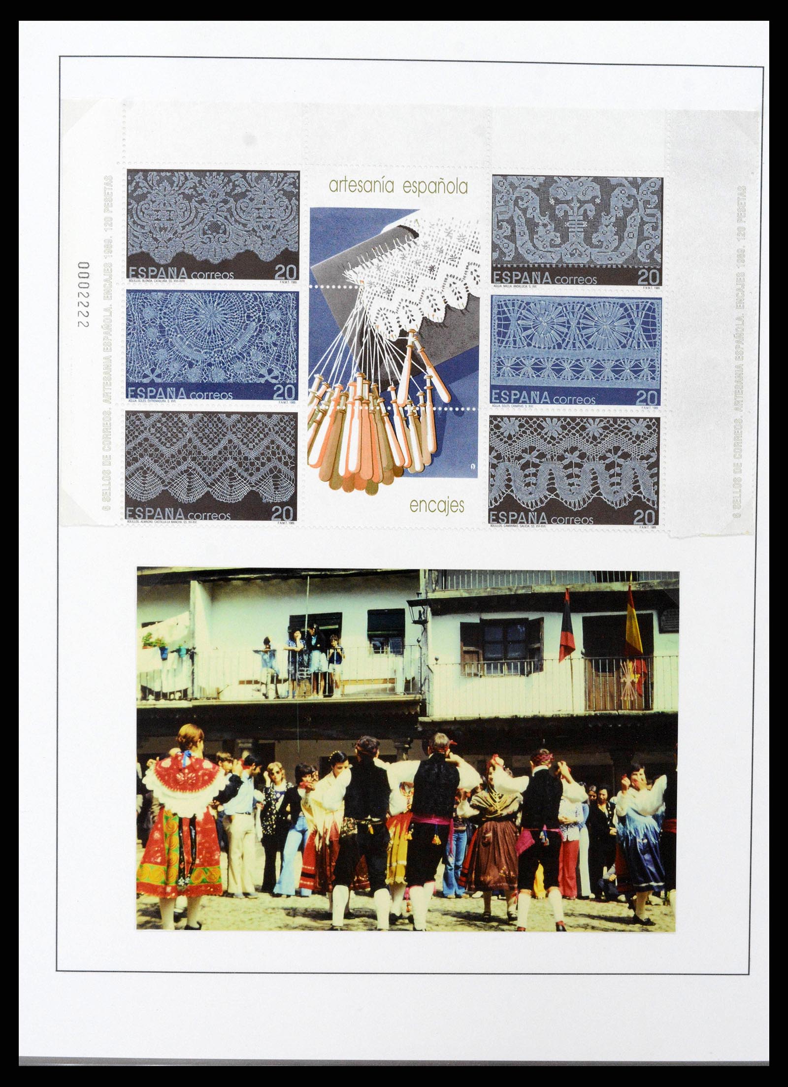 38219 0009 - Stamp collection 38219 Motif traditional costumes/folklore 1930-2020!