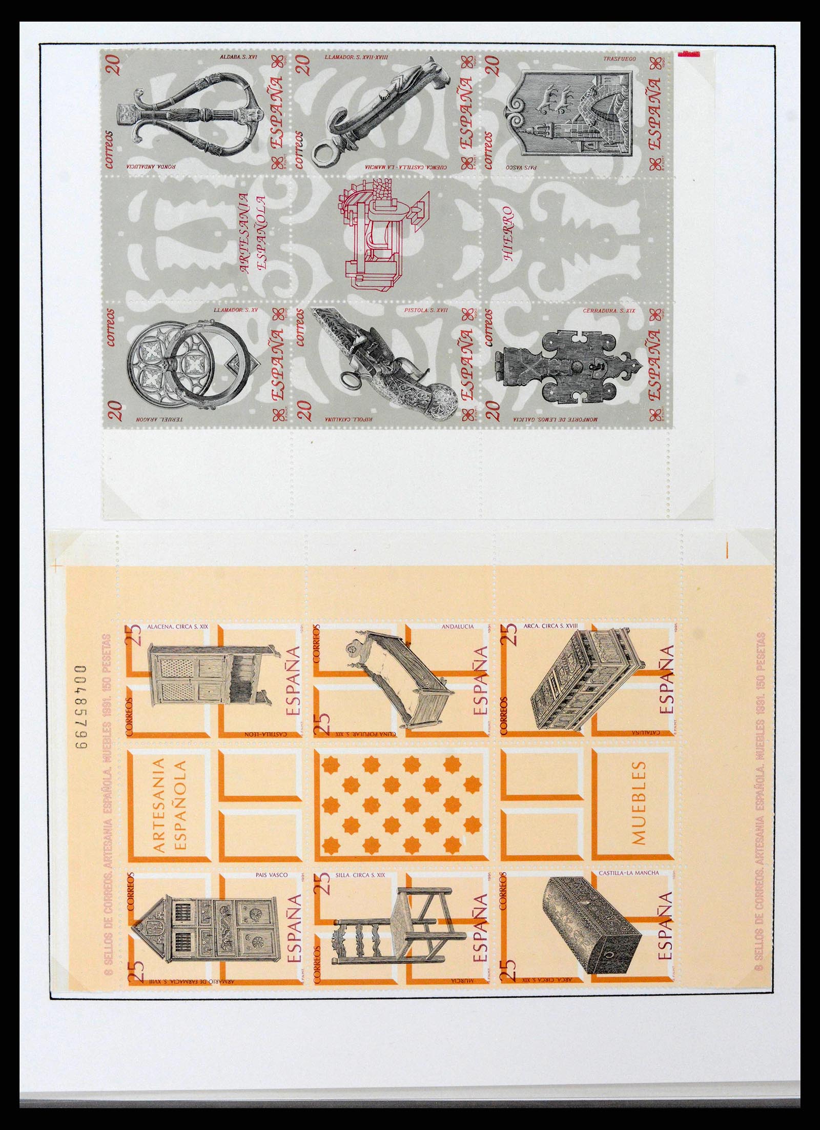 38219 0010 - Stamp collection 38219 Motif traditional costumes/folklore 1930-2020!