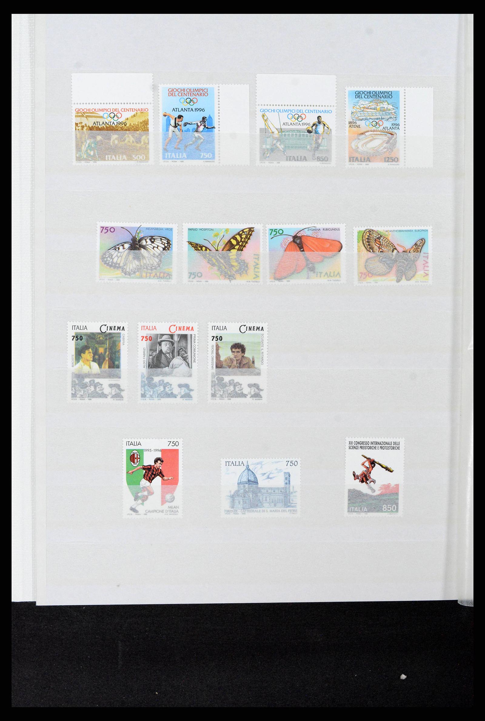 38243 0104 - Postzegelverzameling 38243 Italië 1862-2011.