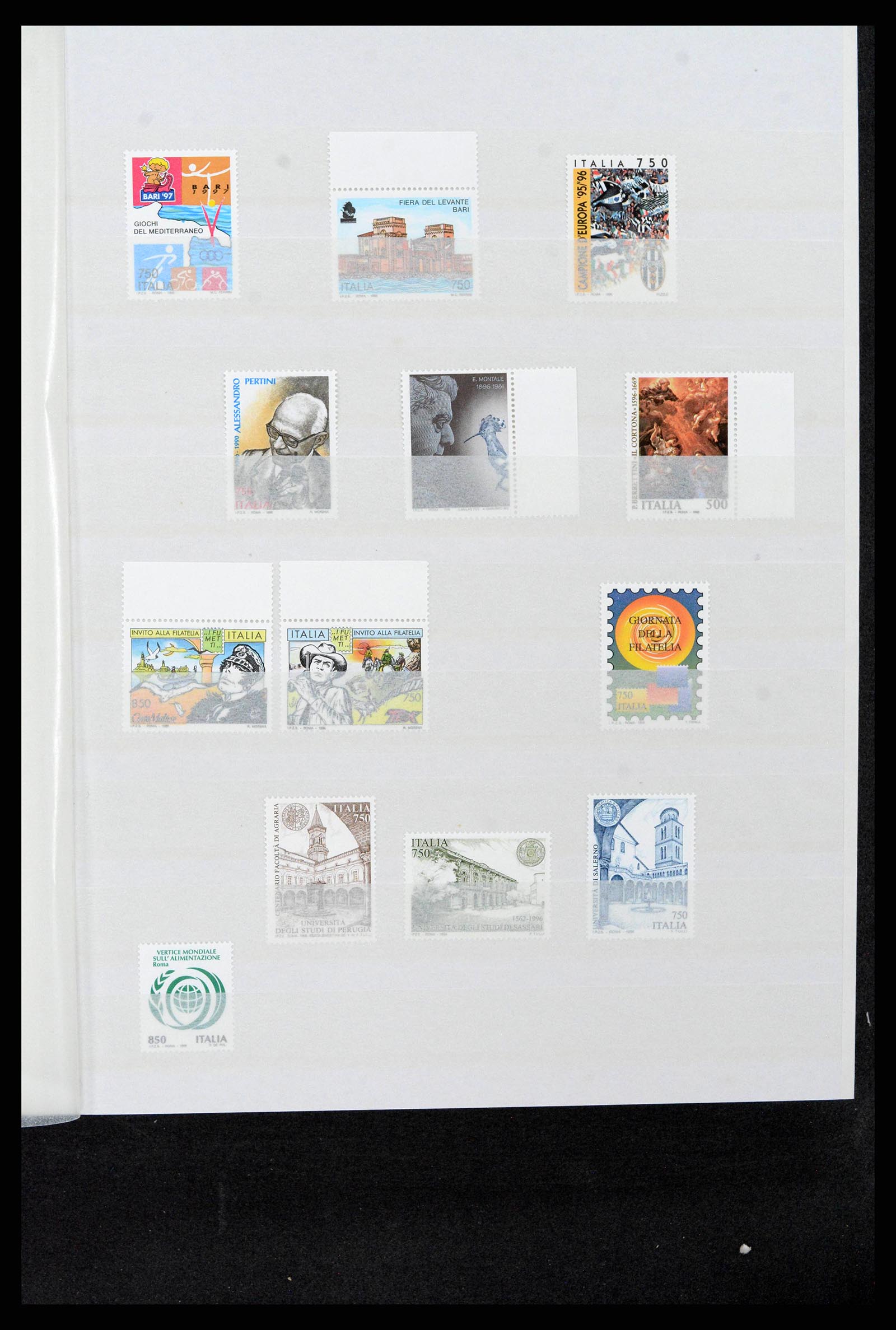 38243 0105 - Postzegelverzameling 38243 Italië 1862-2011.