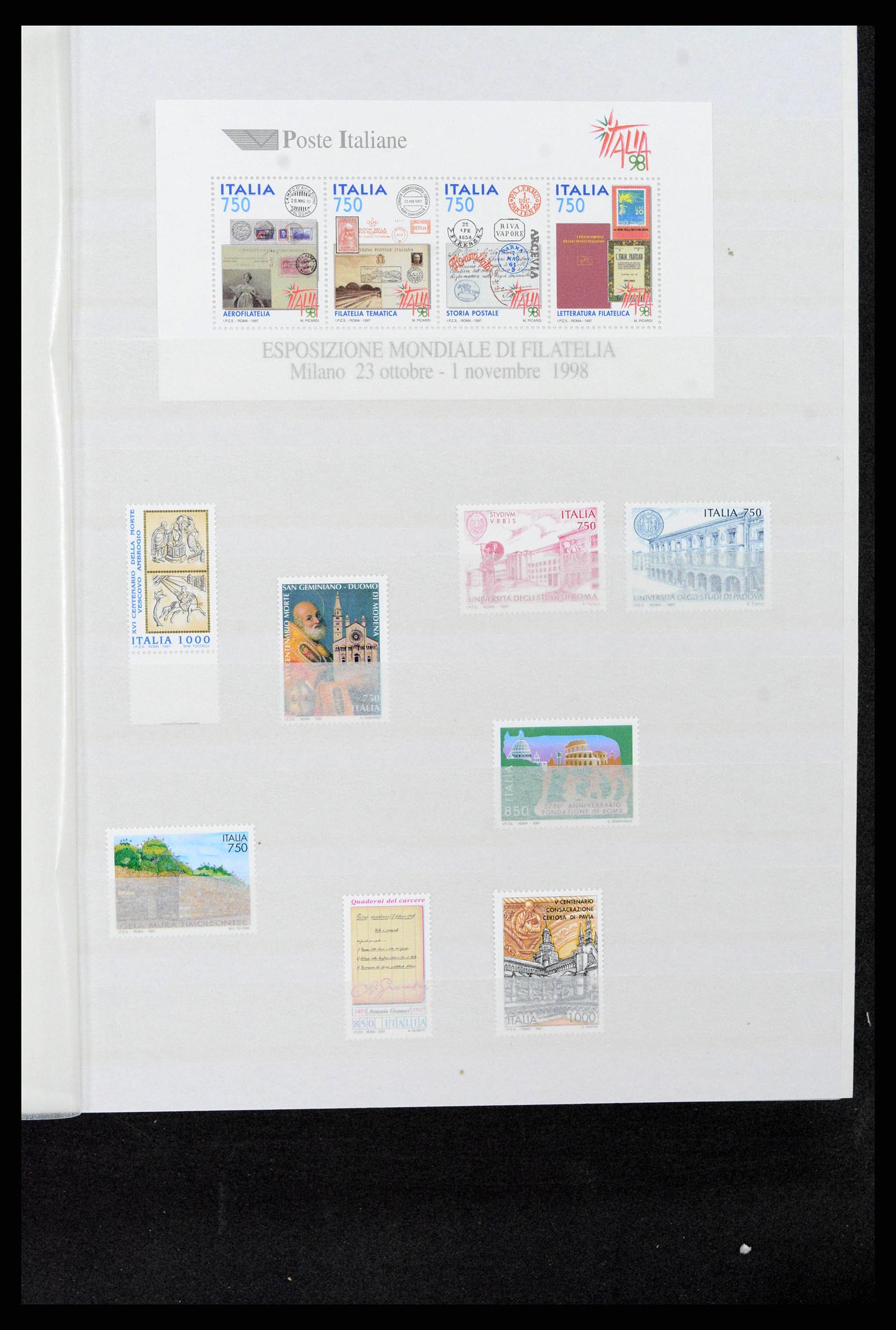 38243 0107 - Postzegelverzameling 38243 Italië 1862-2011.