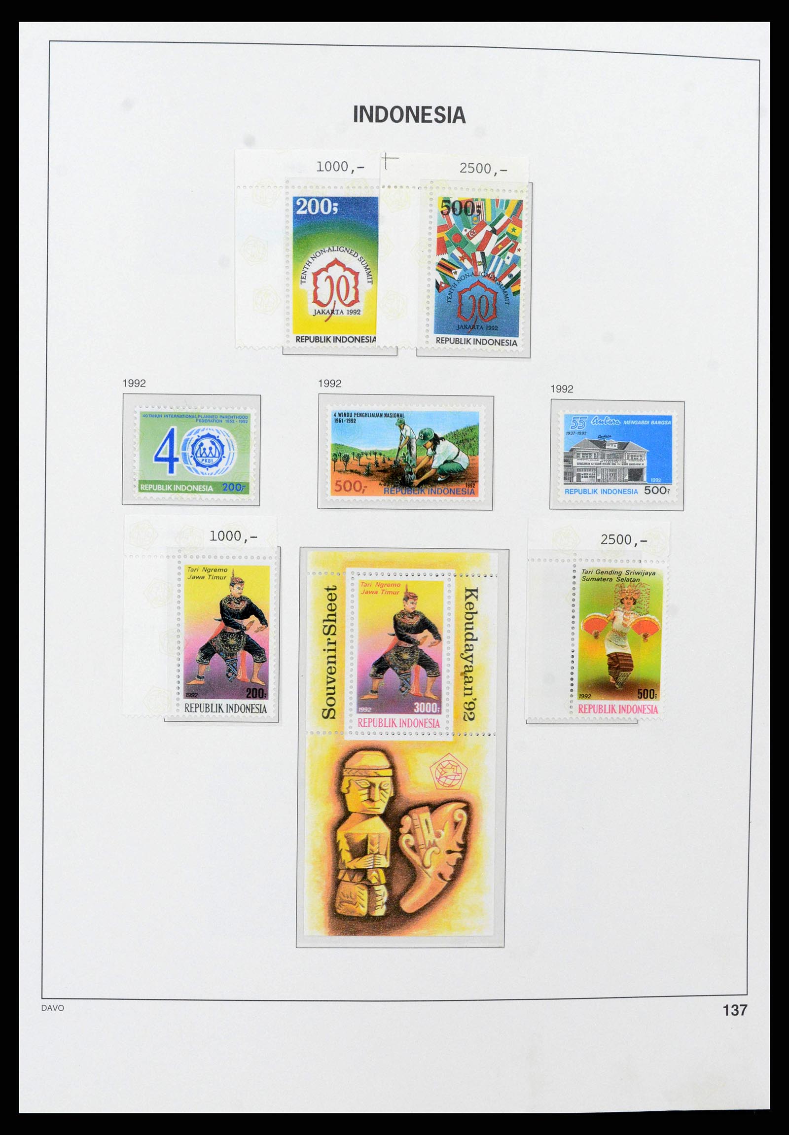 38272 0157 - Postzegelverzameling 38272 Indonesië 1949-2009.